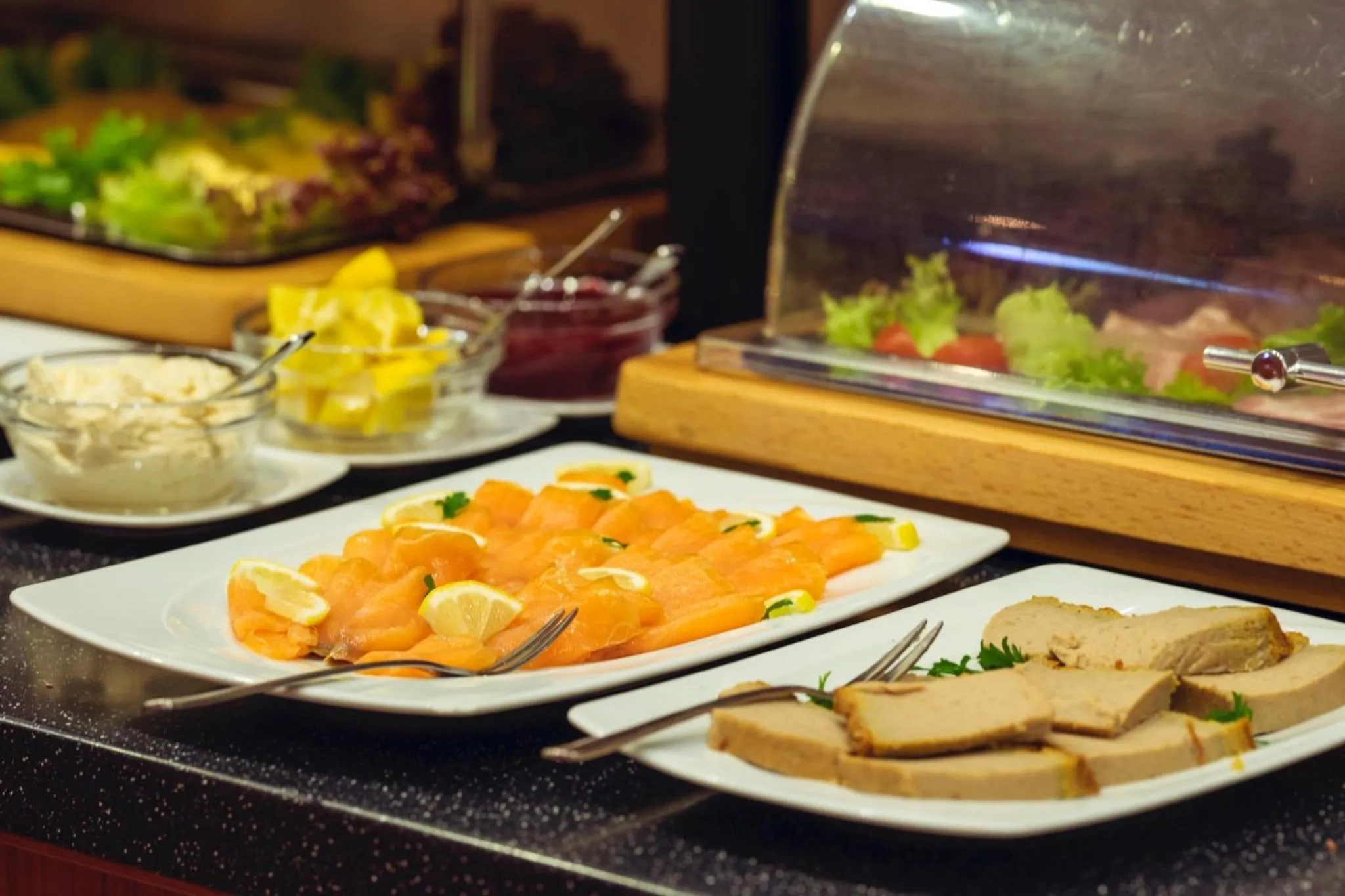 Food and drinks in SkyHotelGwarna