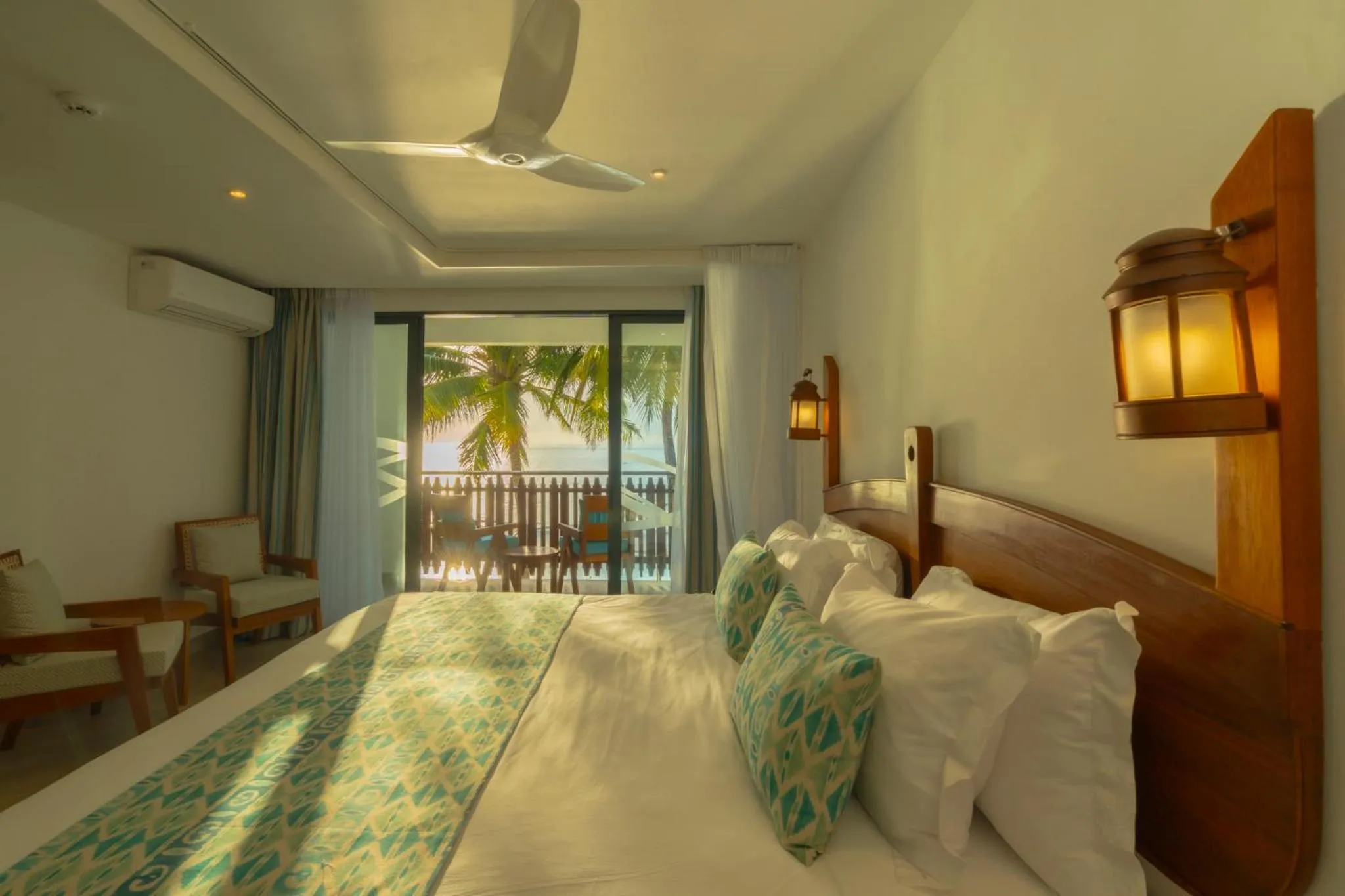Bed in Voyager Beach Resort