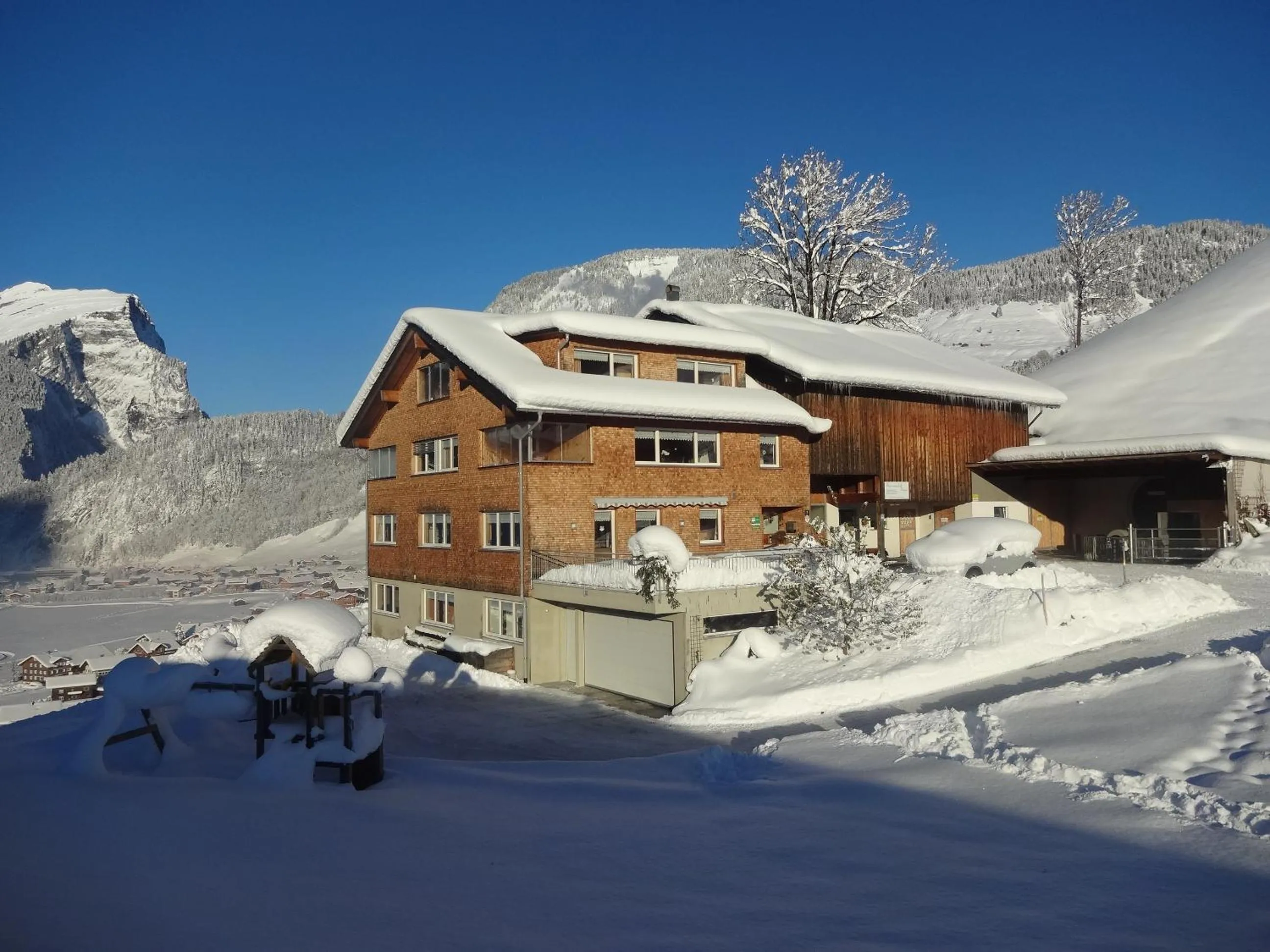 Property building in Panoramahof Eggele