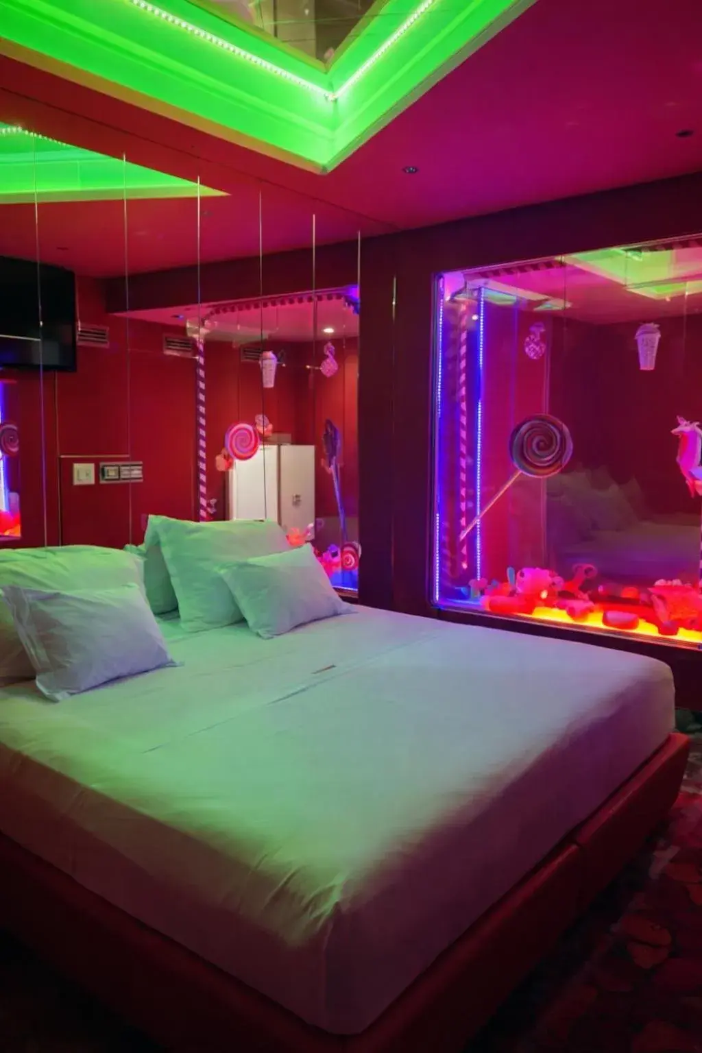 King Suite with Spa Bath in V Hotel King Suite with Spa Bath in V Hotel