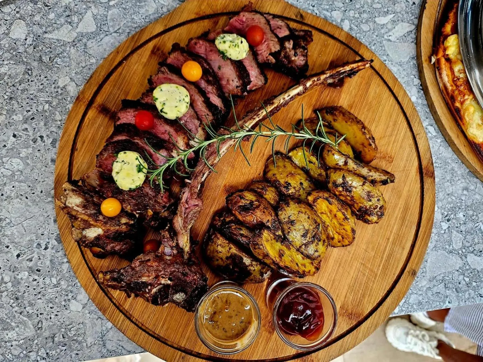 Restaurant/places to eat in Ikopa Hôtel Madagascar