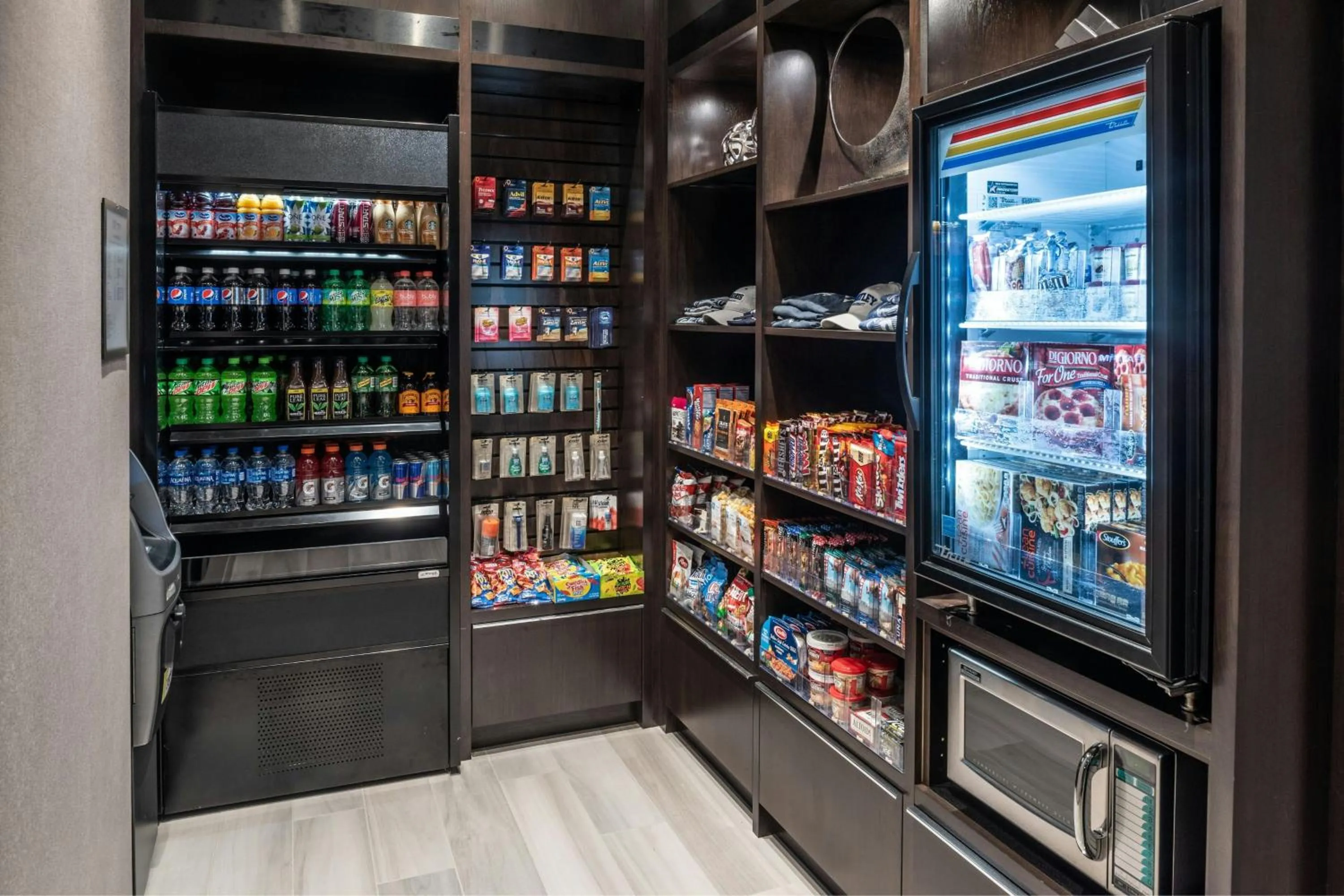 Restaurant/places to eat in Fairfield Inn & Suites by Marriott Boston Waltham