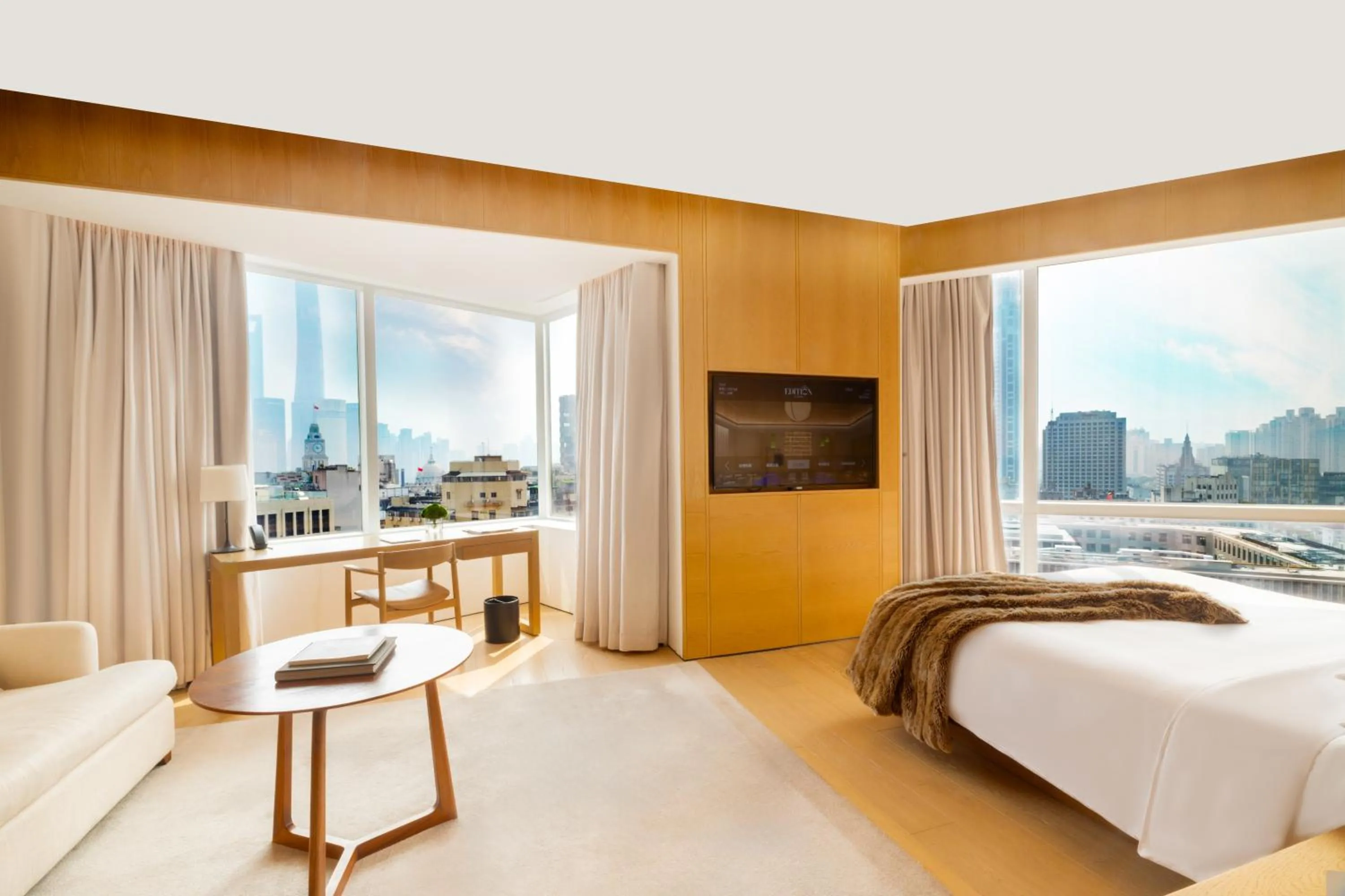 Photo of the whole room, Bed in The Shanghai EDITION