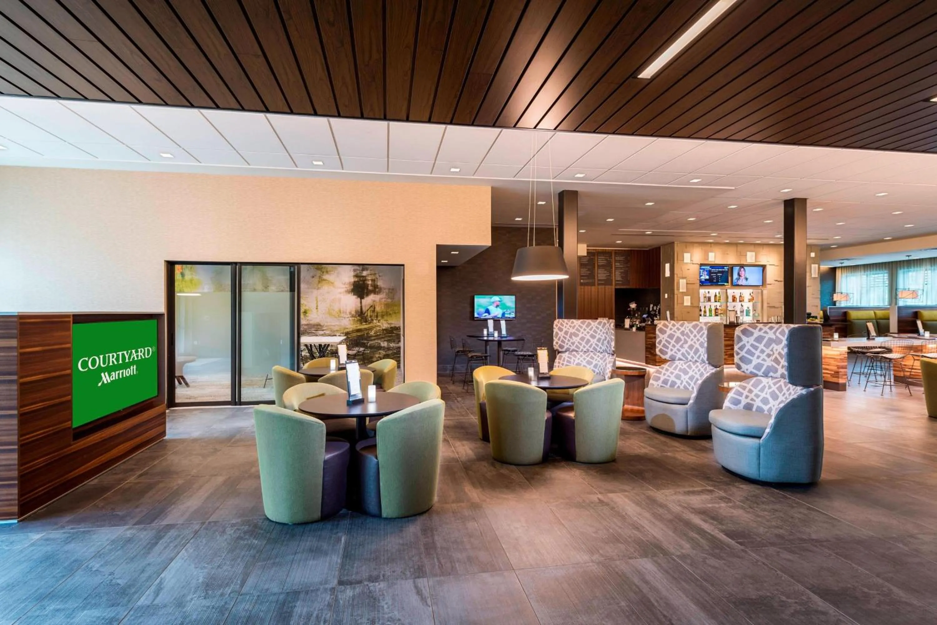 Lobby or reception in Courtyard by Marriott Tampa Northwest/Veterans Expressway