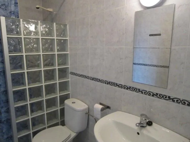 Kitchen or kitchenette in segovia 14