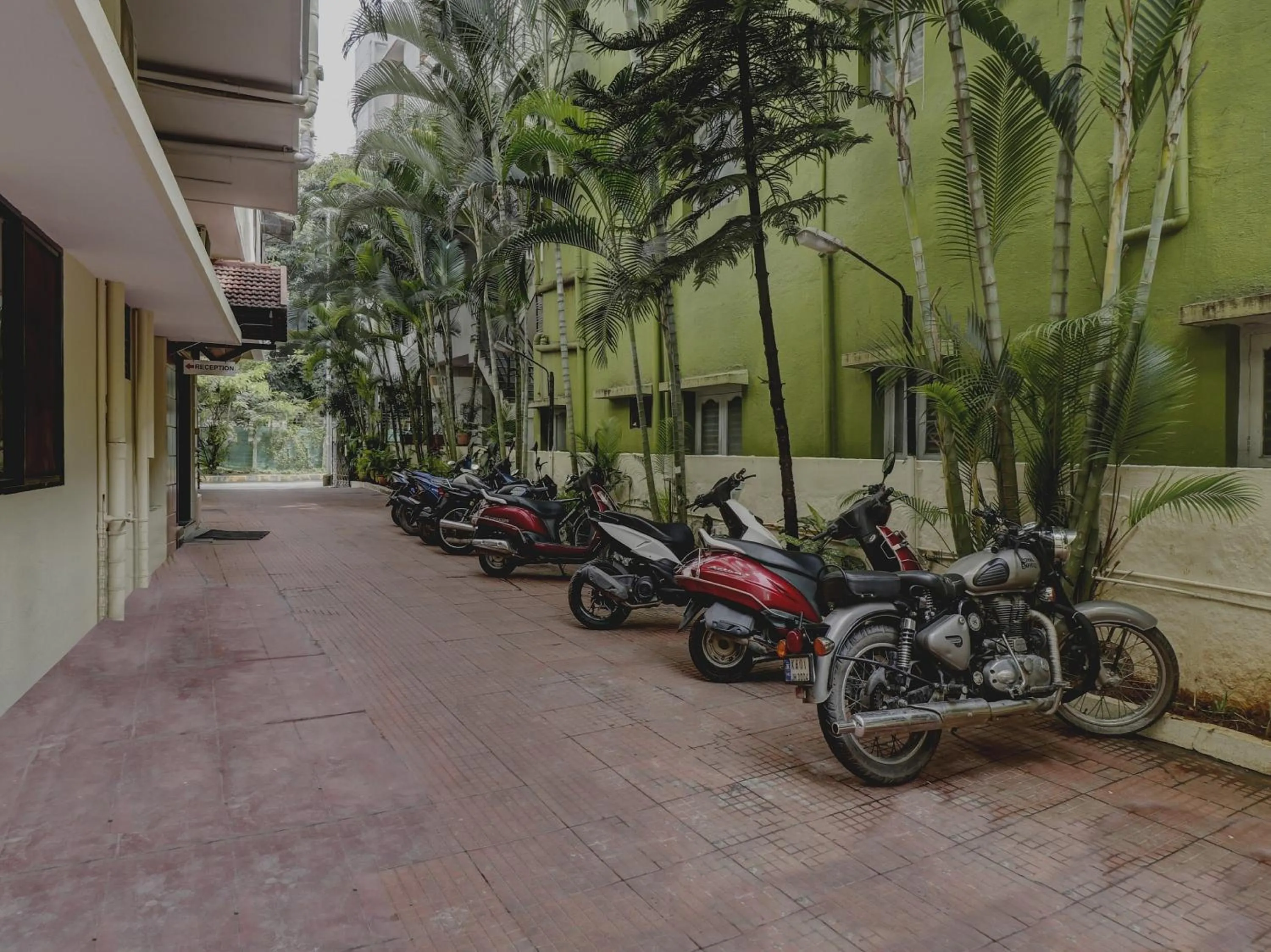 On site in SUPER COLLECTION O GREEN VIEW HOMES Near Nexus