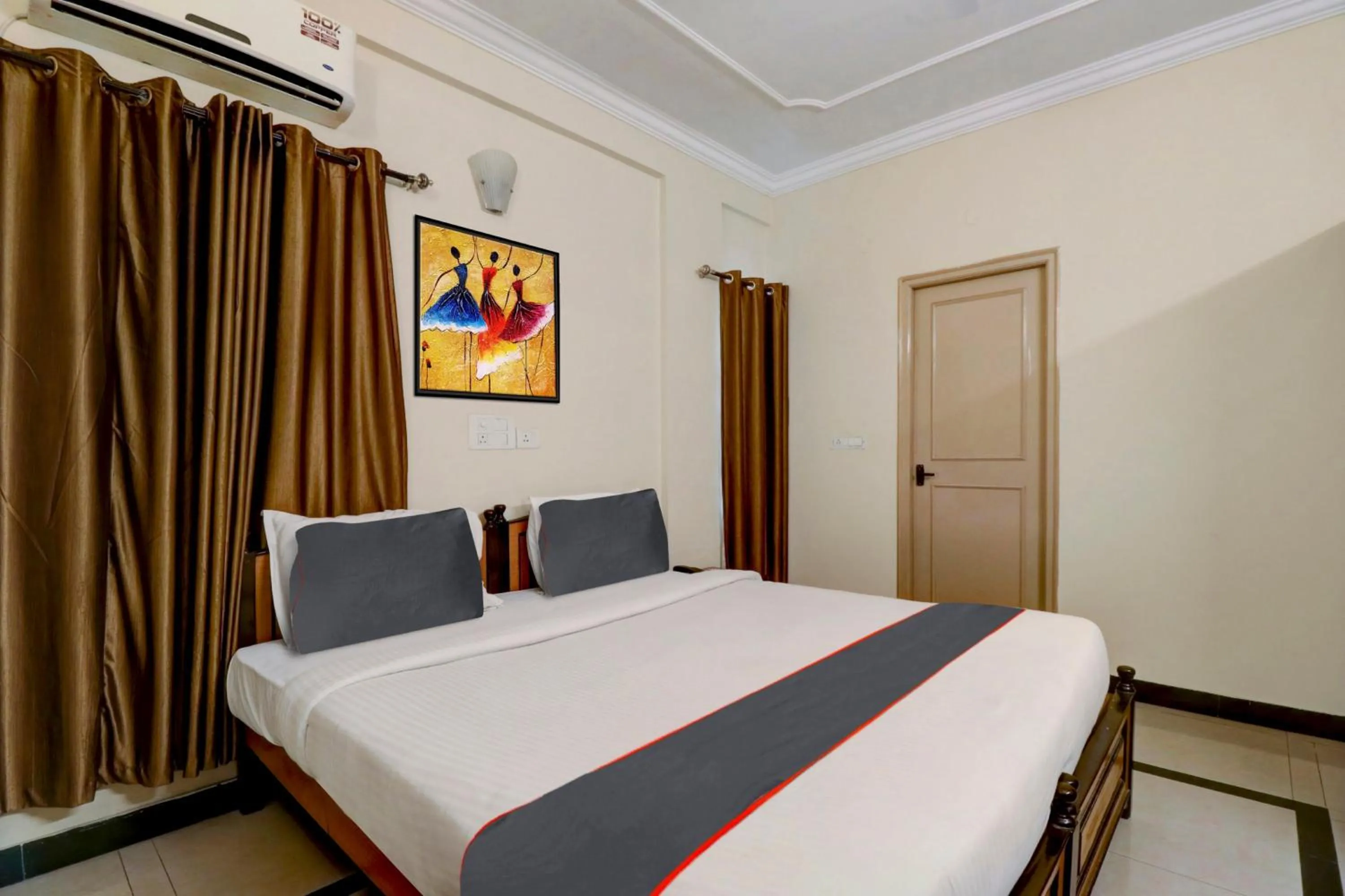 Bedroom, Bed in SUPER COLLECTION O GREEN VIEW HOMES Near Nexus