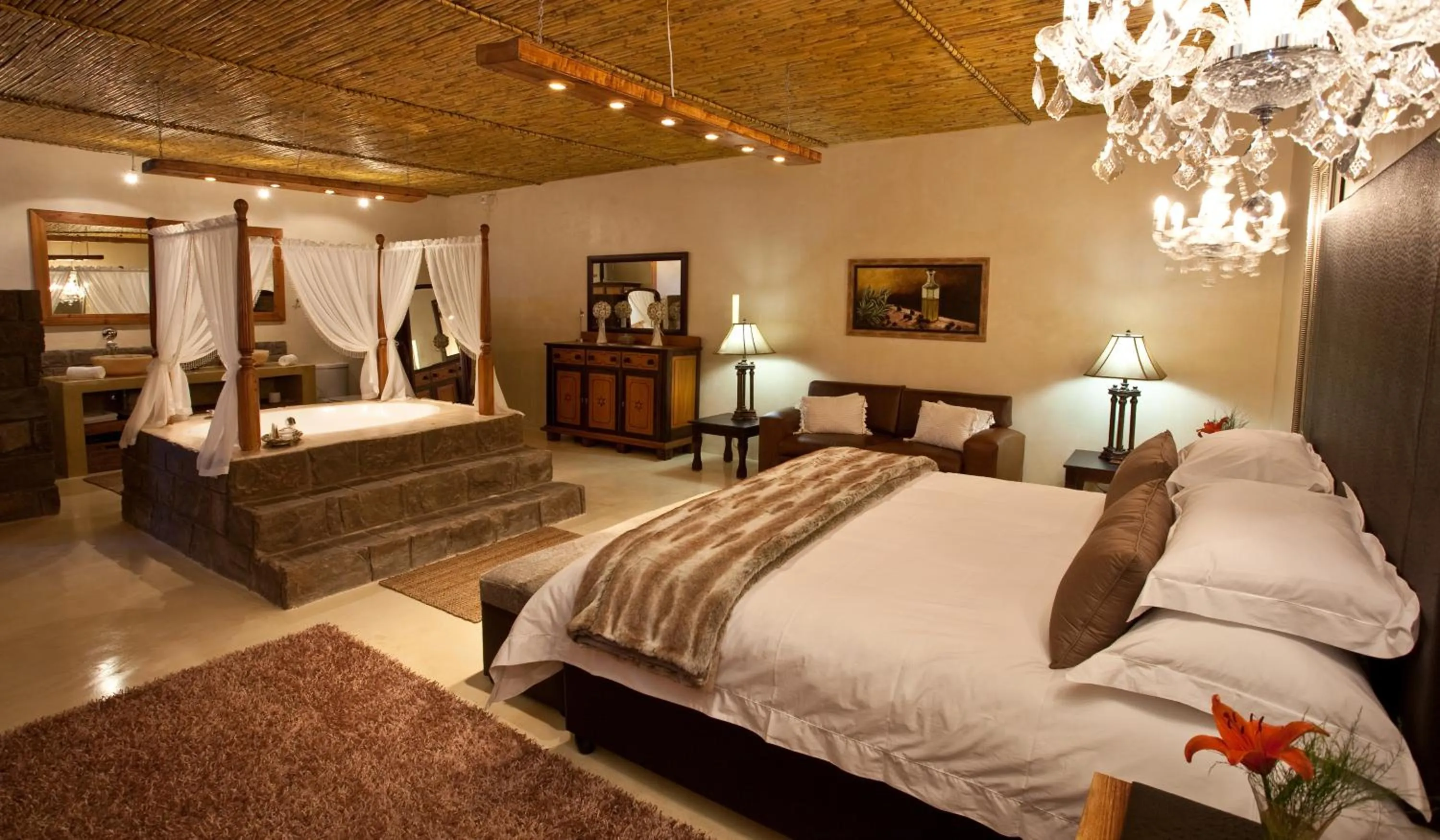 Shower, Bed in Surval Boutique Olive Estate