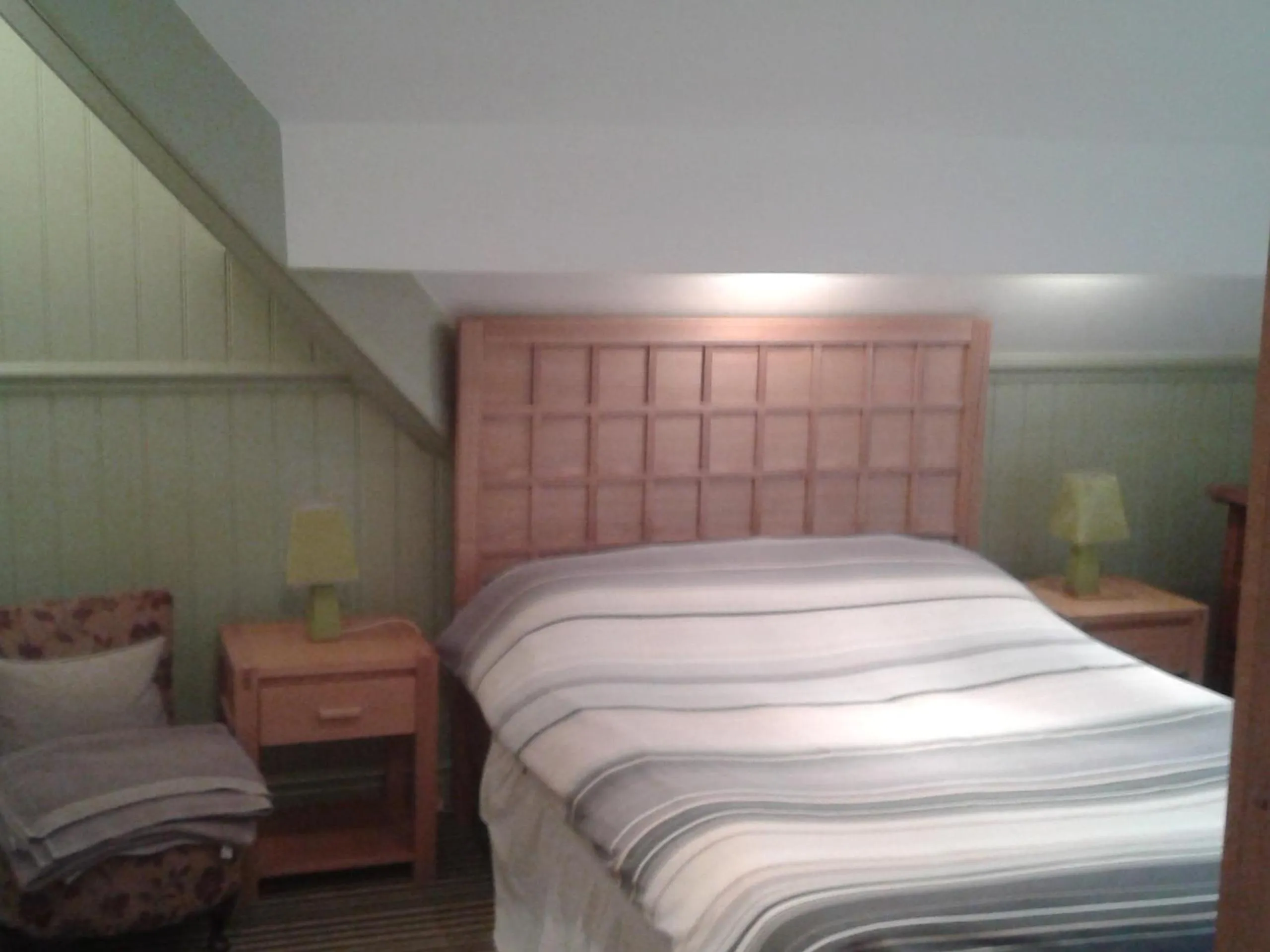Bed in Oakfield Lodge Guest House Stockport