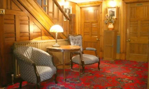 Lobby or reception in Oakfield Lodge Guest House Stockport