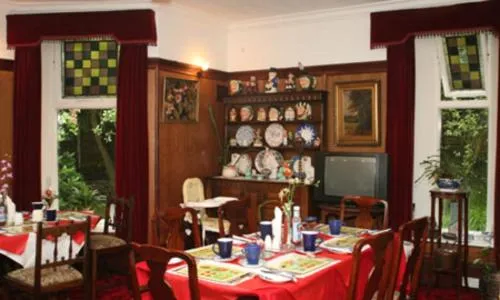 Dining area in Oakfield Lodge Guest House Stockport