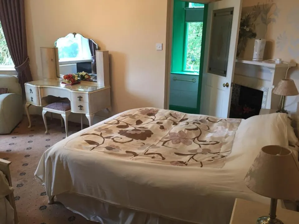 Bedroom, Bed in Oakfield Lodge Guest House Stockport