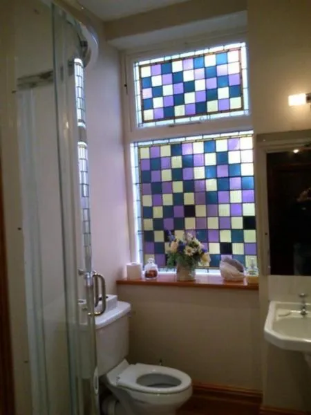 Toilet in Oakfield Lodge Guest House Stockport