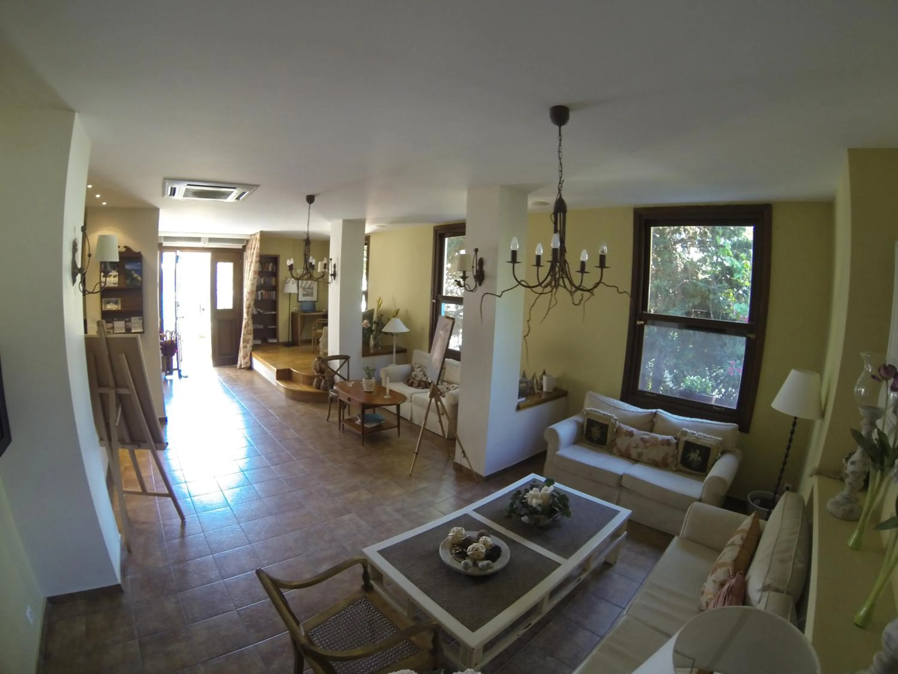 Day in Boutique Hotel Kentrikon & Bungalows