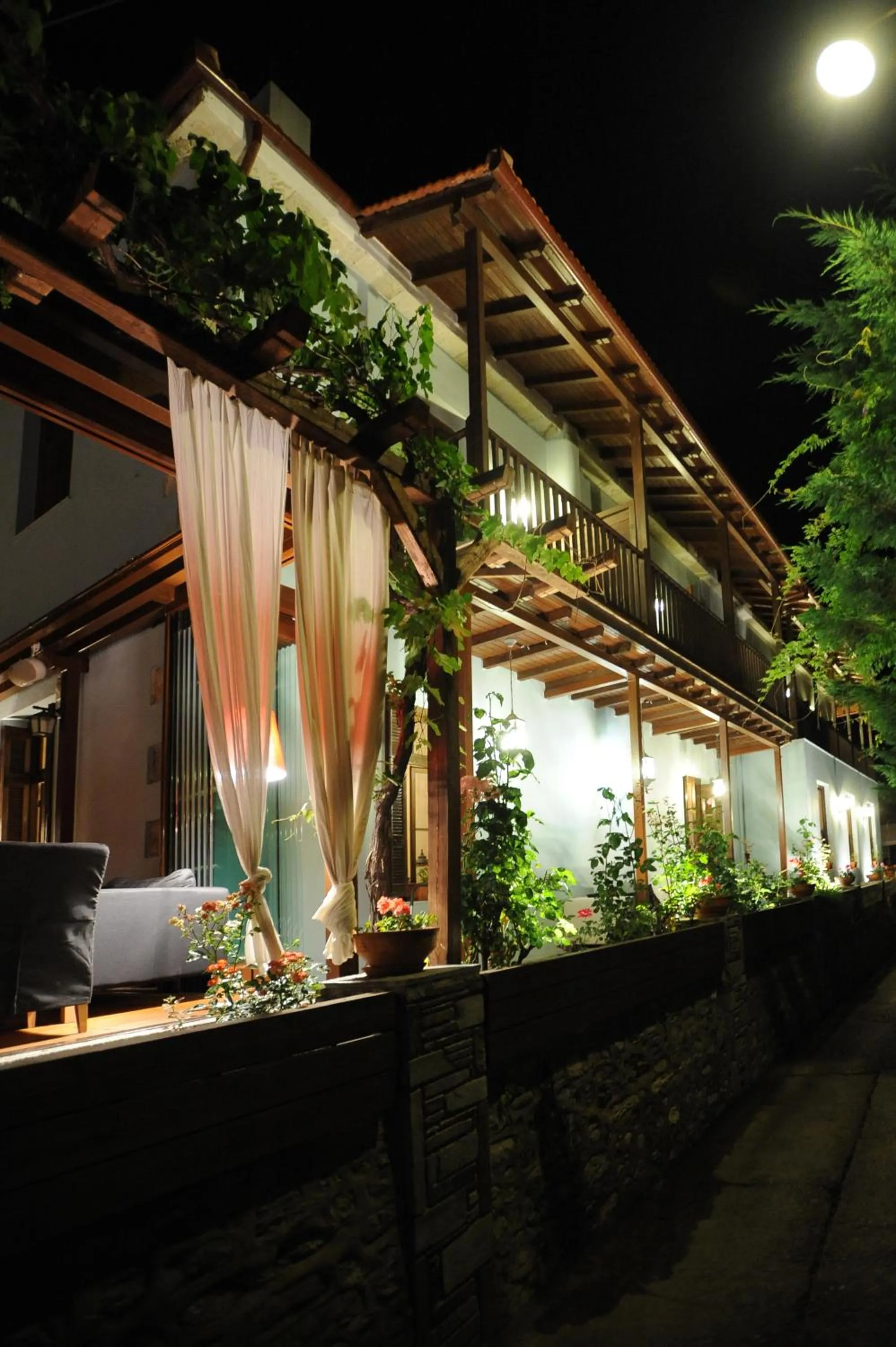 Facade/entrance in Boutique Hotel Kentrikon & Bungalows