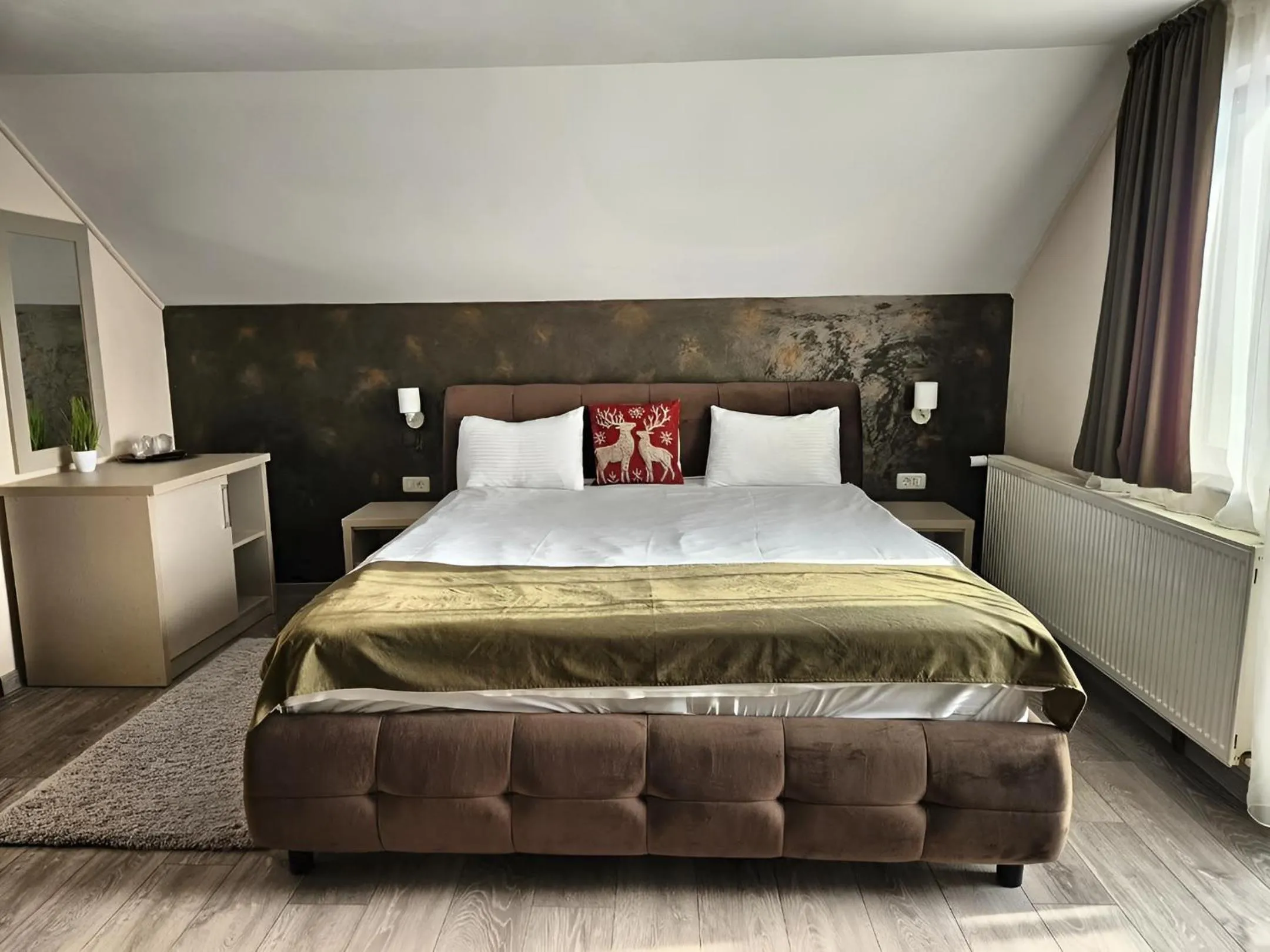 Bedroom, Bed in Pensiunea Andrei Moieciu
