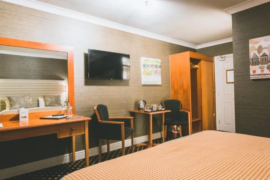 Bed in The Bear, Cowbridge