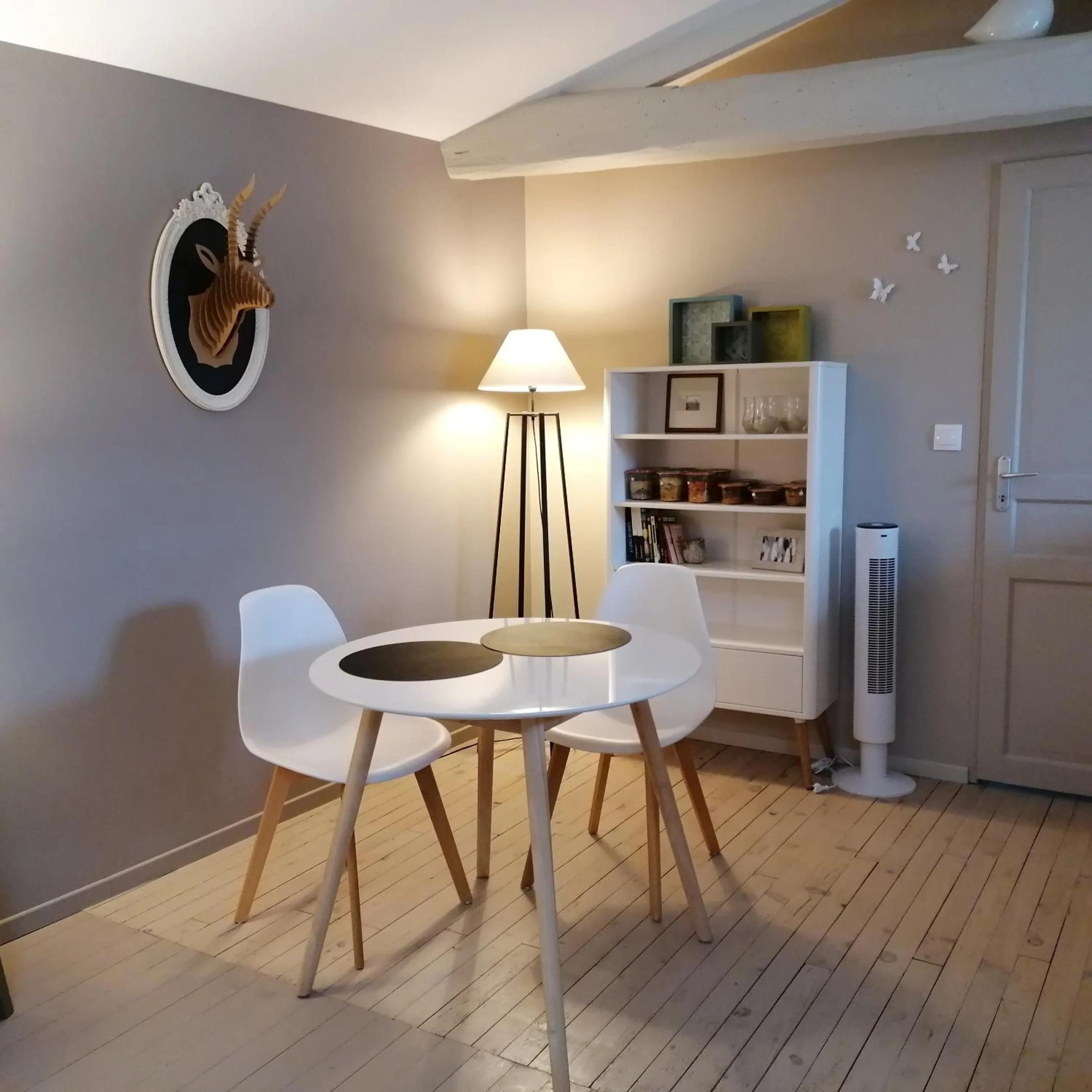 Dining area in Le Clos des Treilles