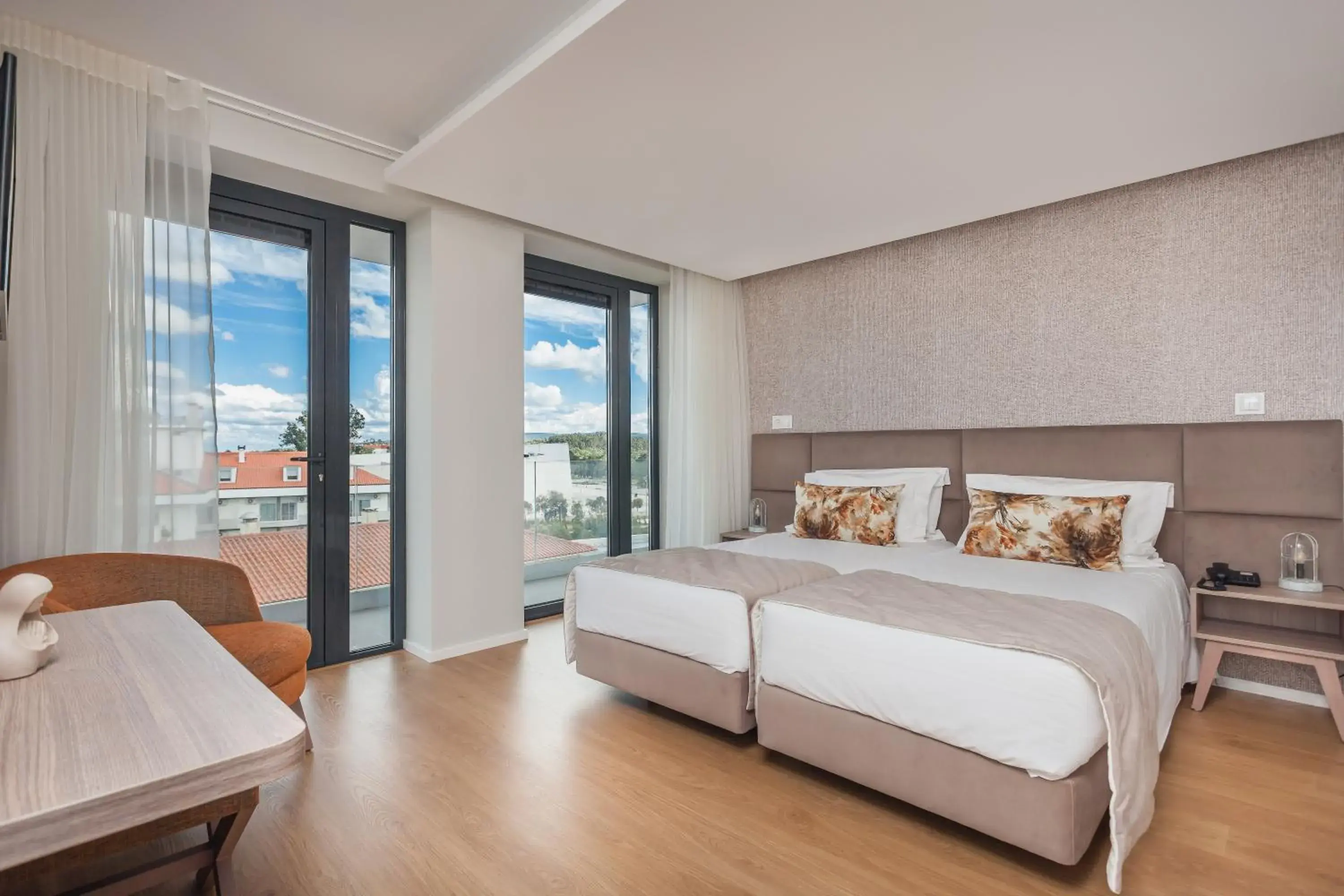 Bedroom, Bed in Essence Inn Marianos Hotel Bedroom, Bed in Essence Inn Marianos Hotel