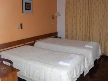 Double or Twin Room with Balcony - single occupancy in Sao Roque Double or Twin Room with Balcony - single occupancy in Sao Roque