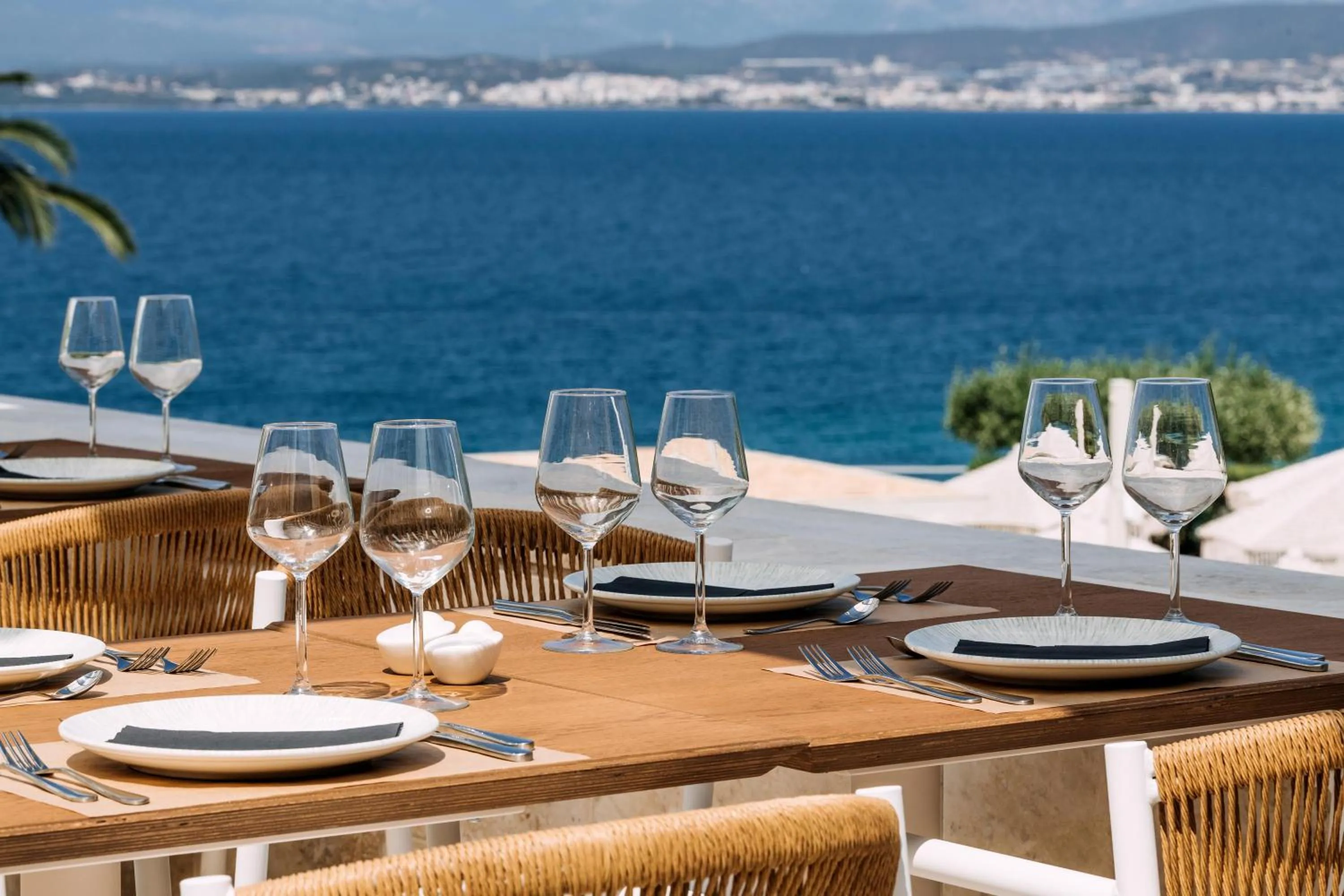 Restaurant/places to eat in Brown Beach Chalkida Resort, a member of Brown Hotels