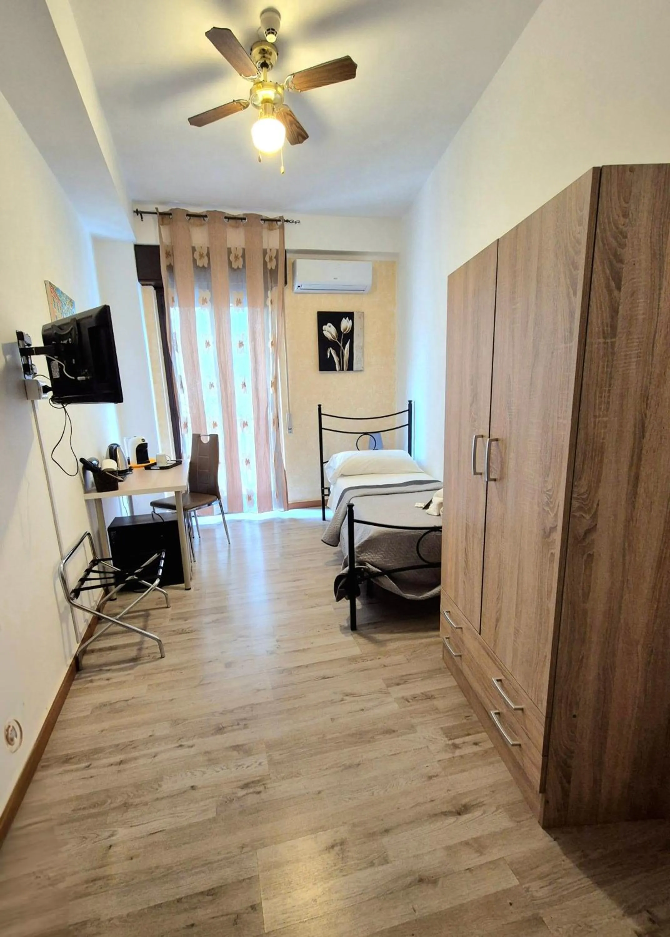 Bedroom in Bella Taormina