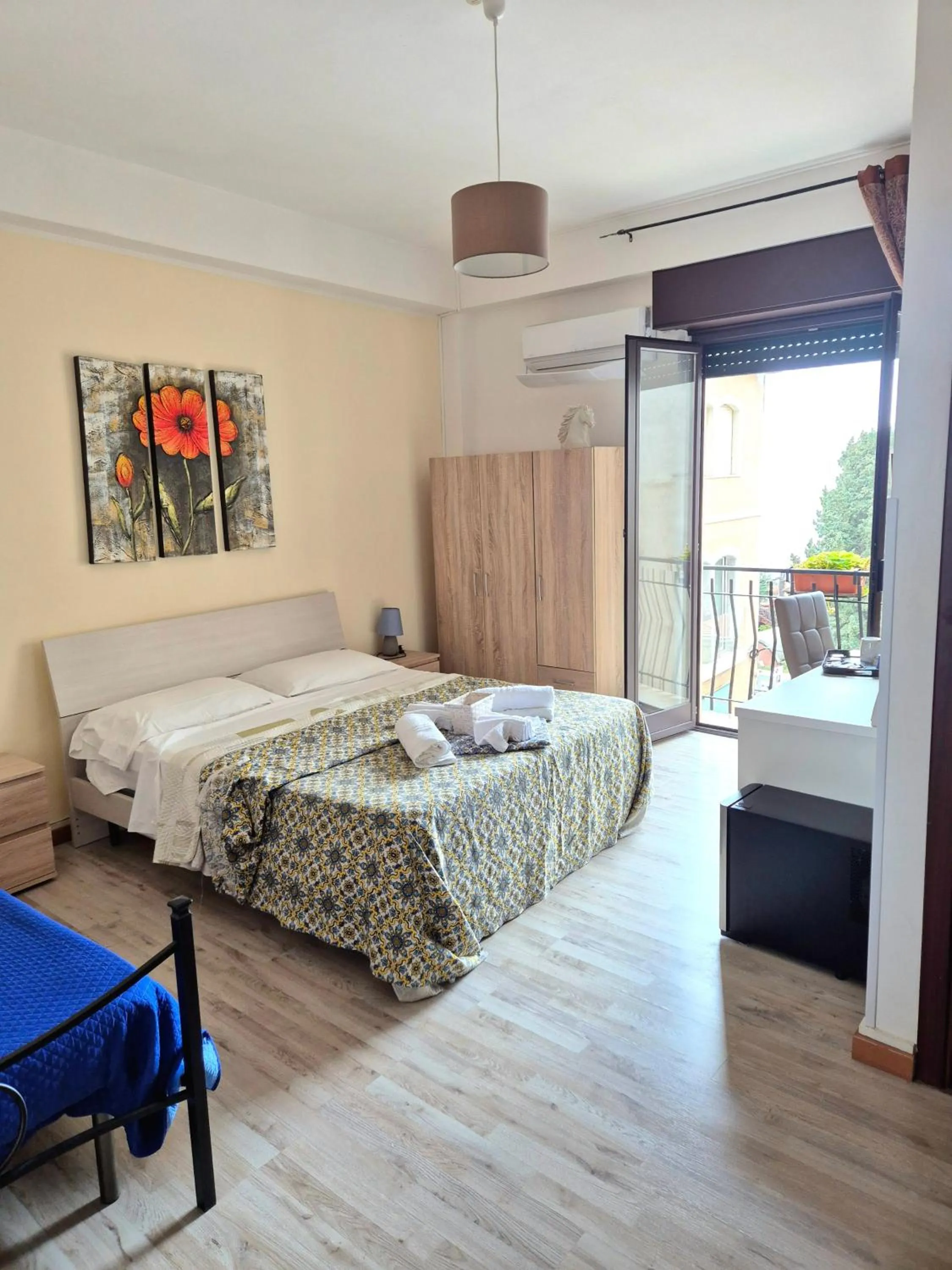 Bedroom in Bella Taormina