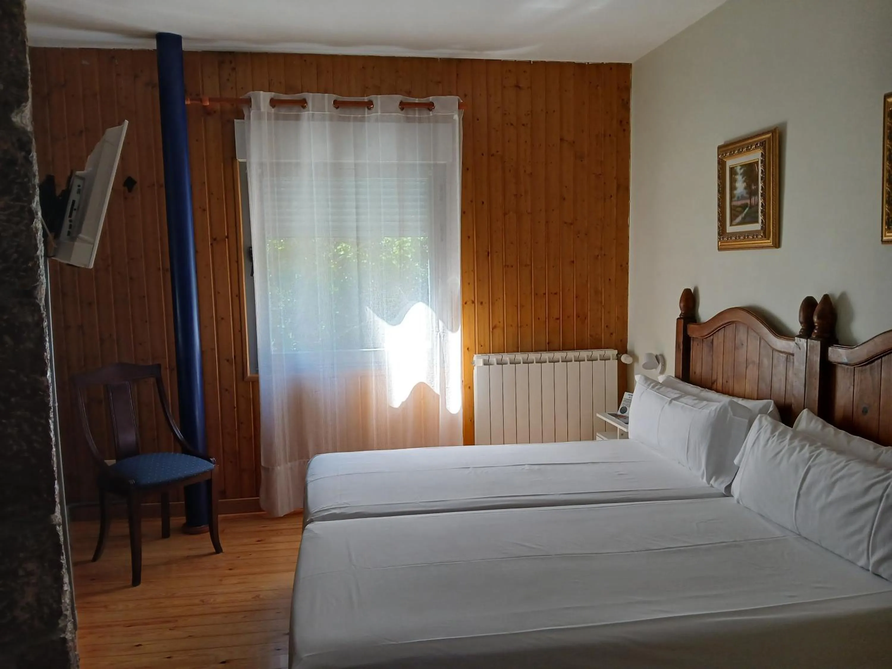 Bed in Balneario Caldas de Luna