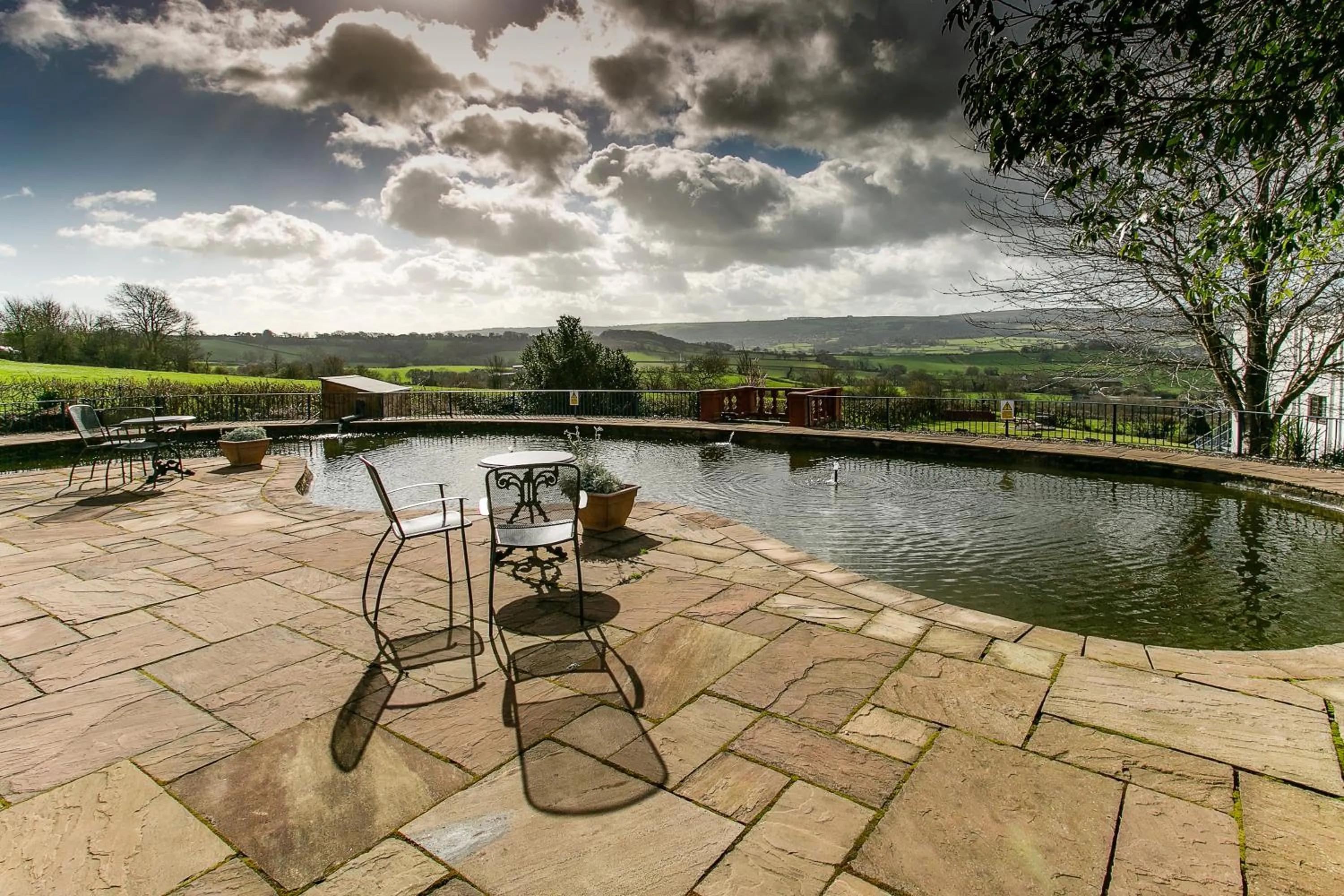 Garden in Redhill House Boutique Hotel