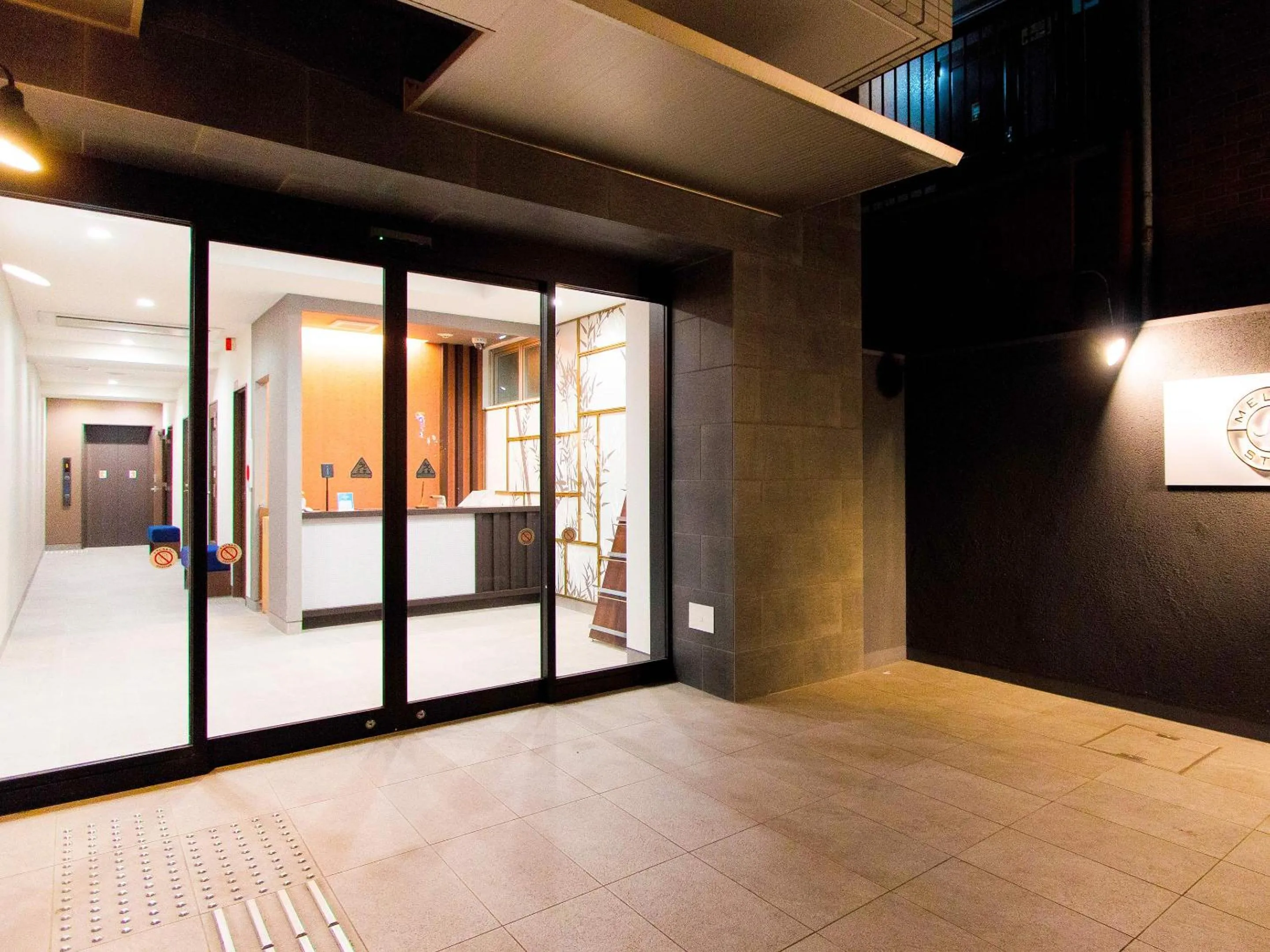 Facade/entrance, Bed in Meldia Stay Nijojo