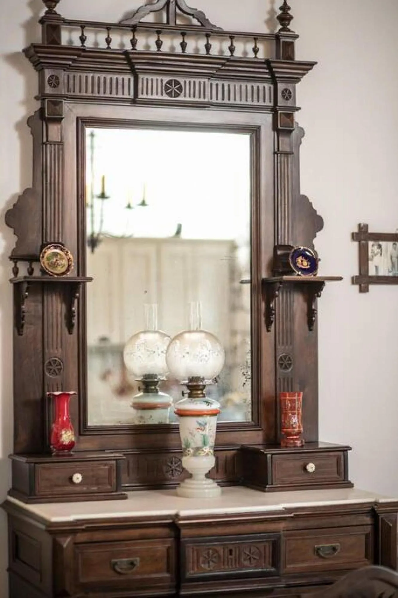 Traditional Inn Pirethron