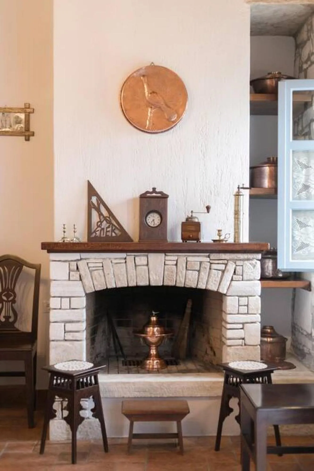 flat iron in Traditional Inn Pirethron