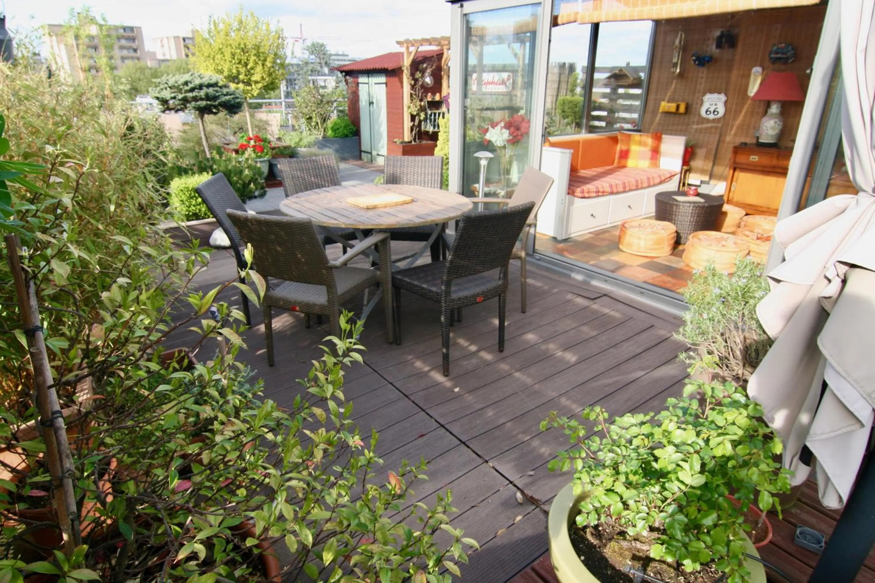 Patio in bibou's room Paris