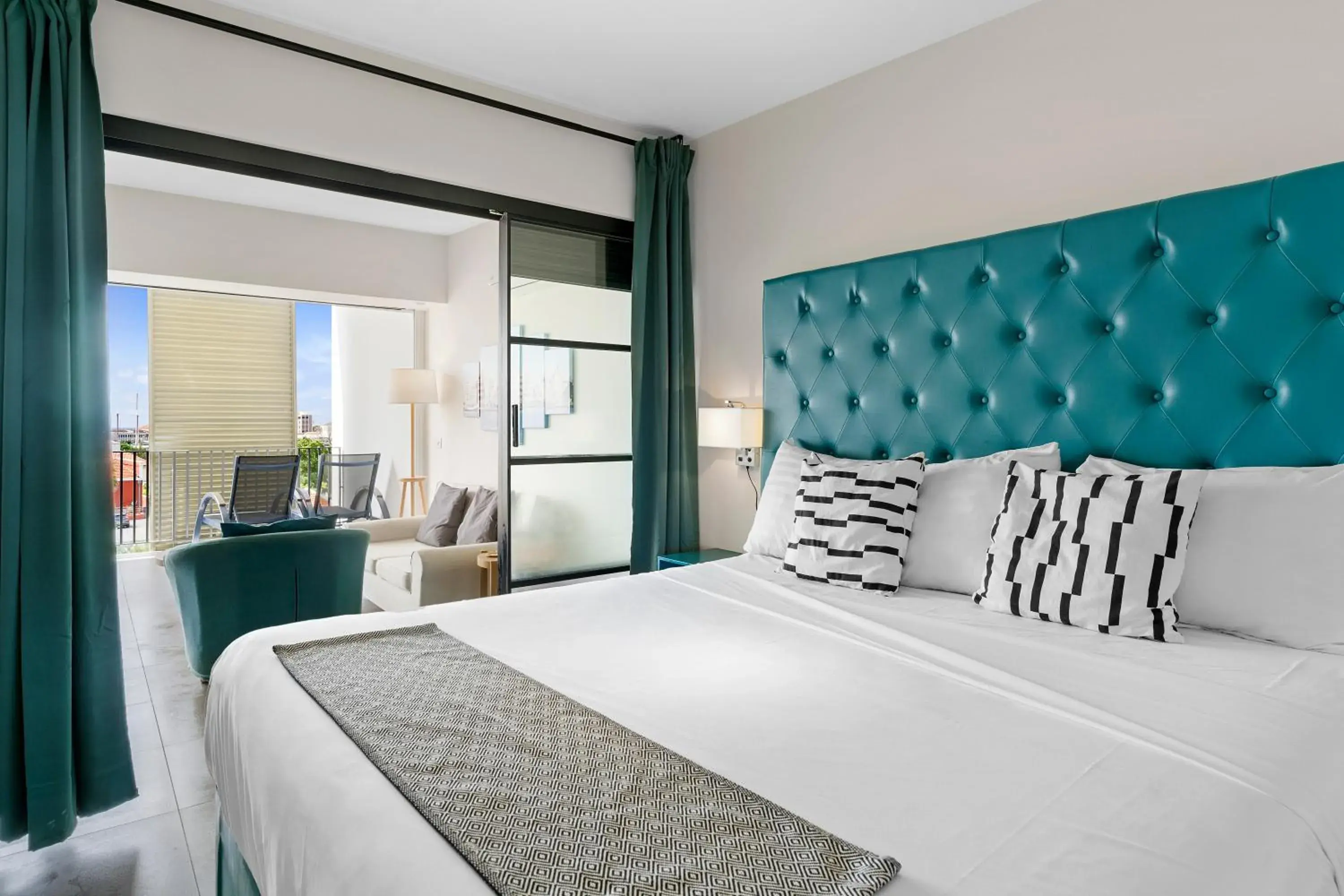 Bed in The Ritz Village Bed in The Ritz Village