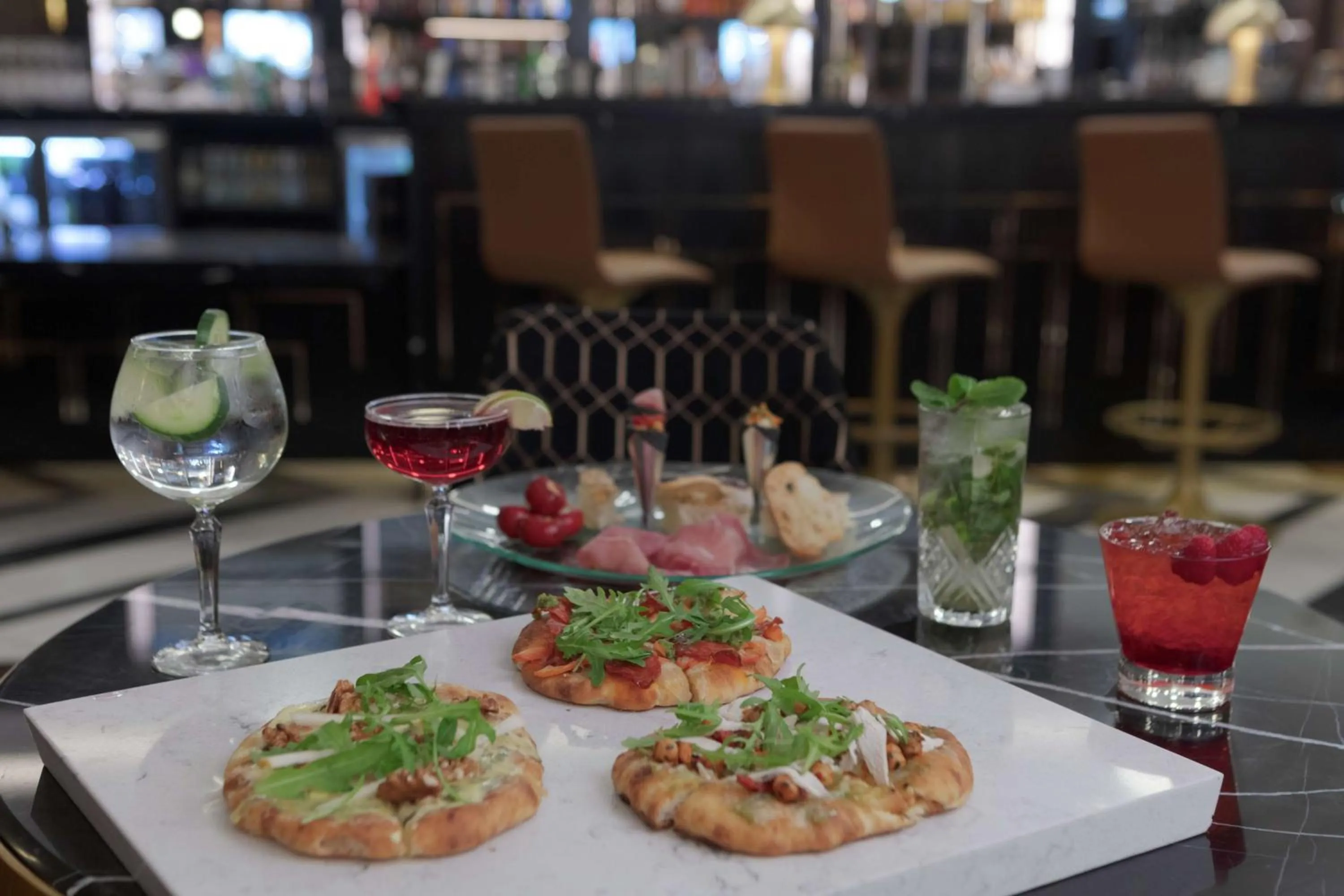 Restaurant/places to eat in Hilton Belfast