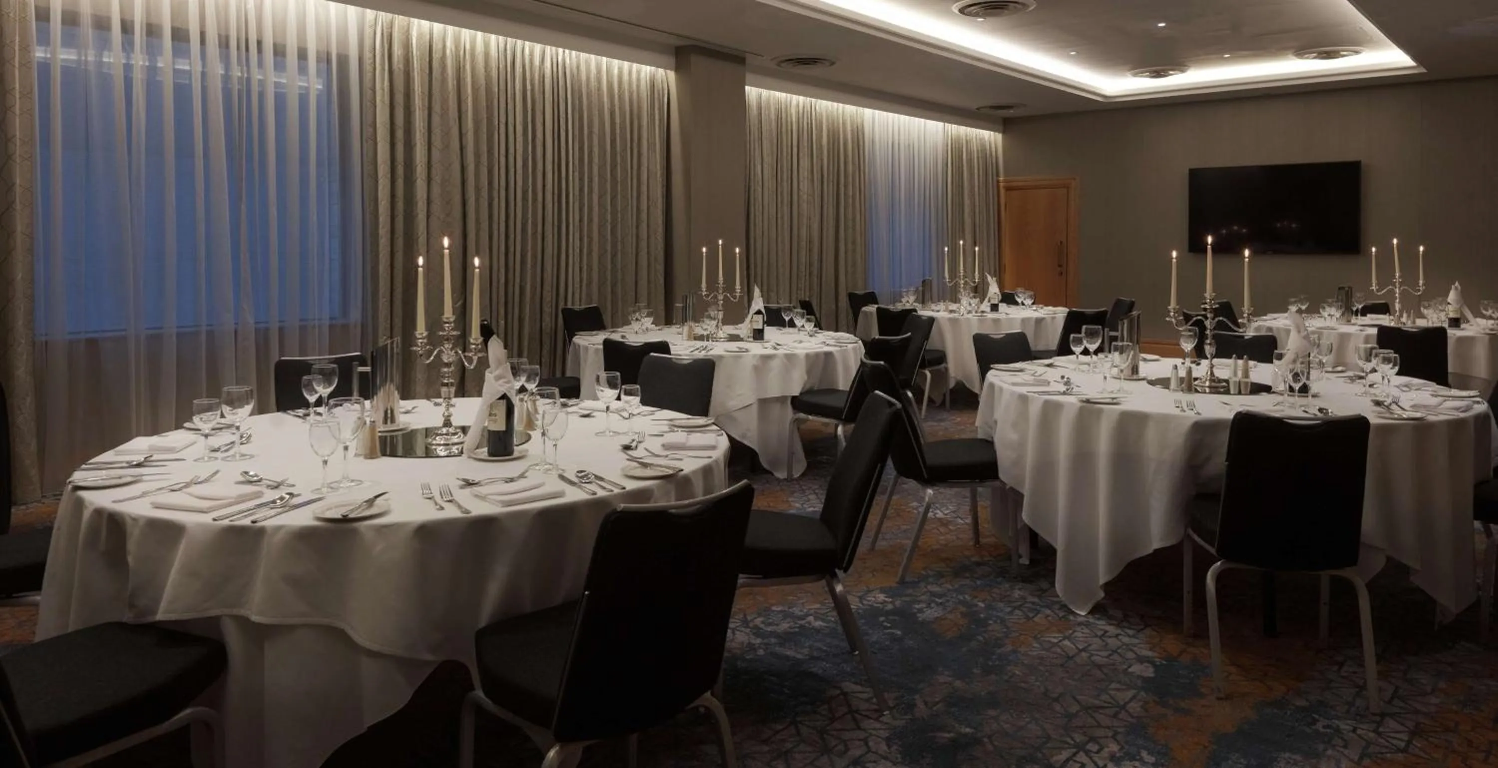 Restaurant/places to eat in Hilton Belfast