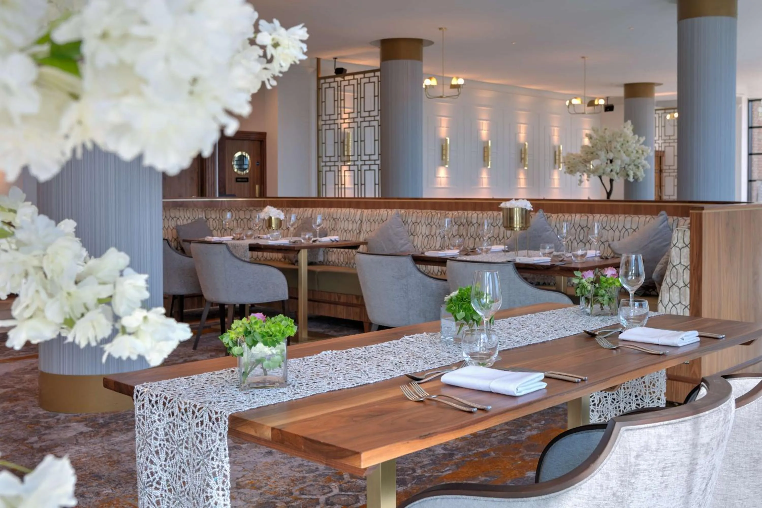 Restaurant/places to eat in Hilton Belfast