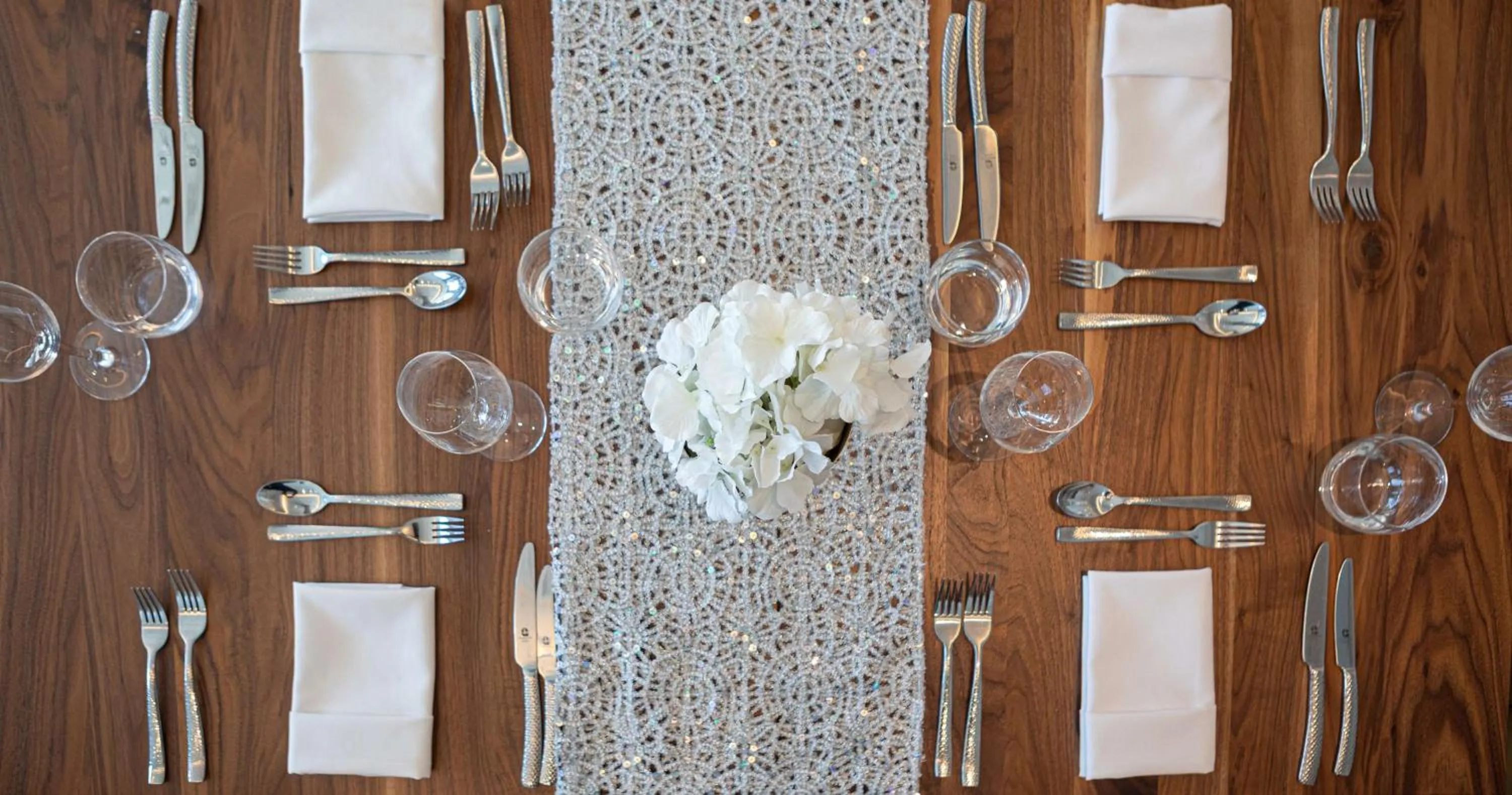 Restaurant/places to eat in Hilton Belfast