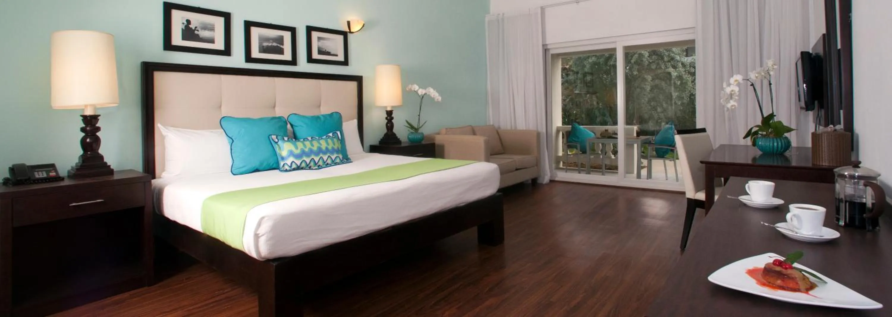 Bedroom, Bed in Sandy Haven Resort