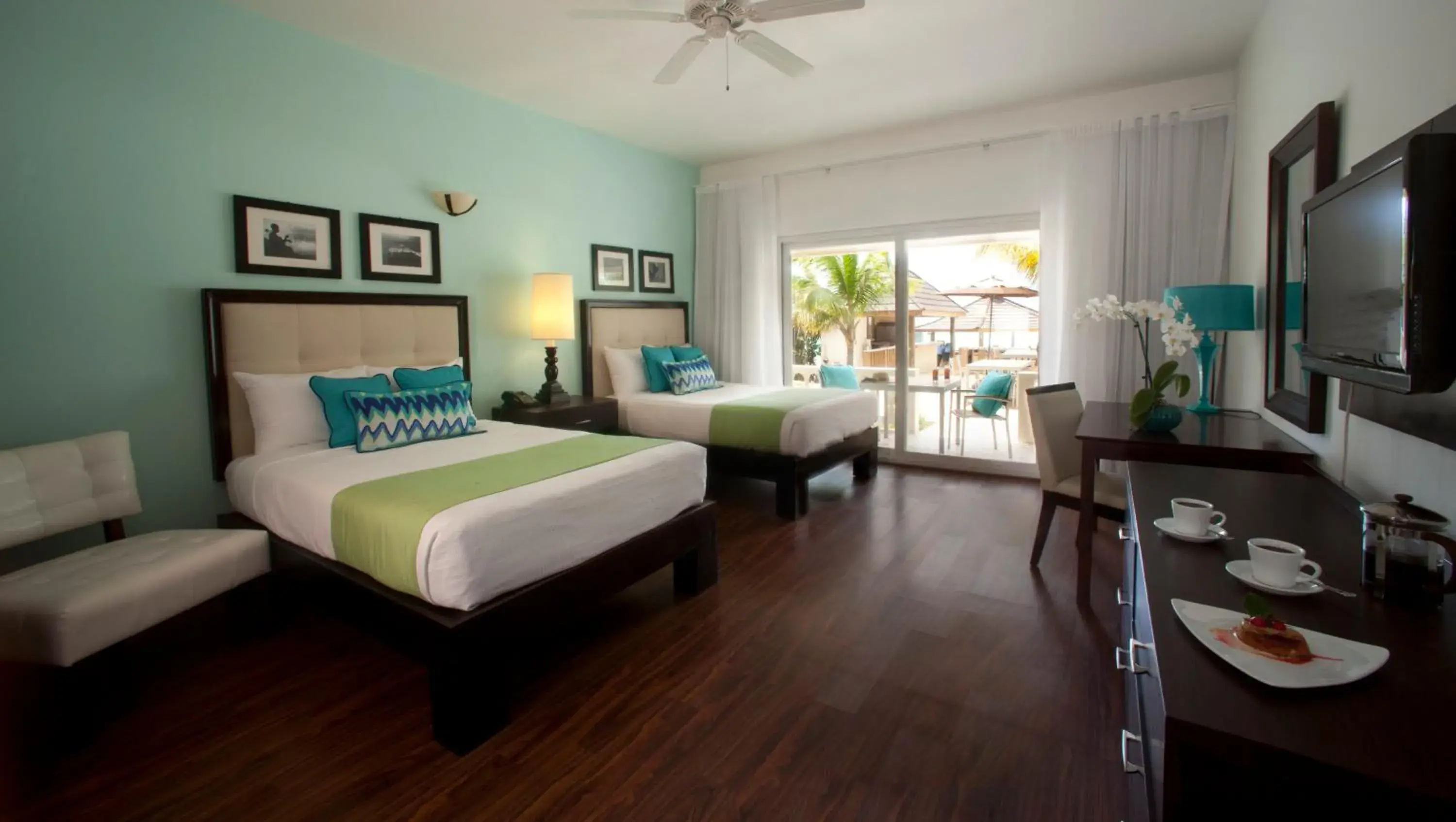 King Junior Suite with Ocean View in Sandy Haven Resort King Junior Suite with Ocean View in Sandy Haven Resort