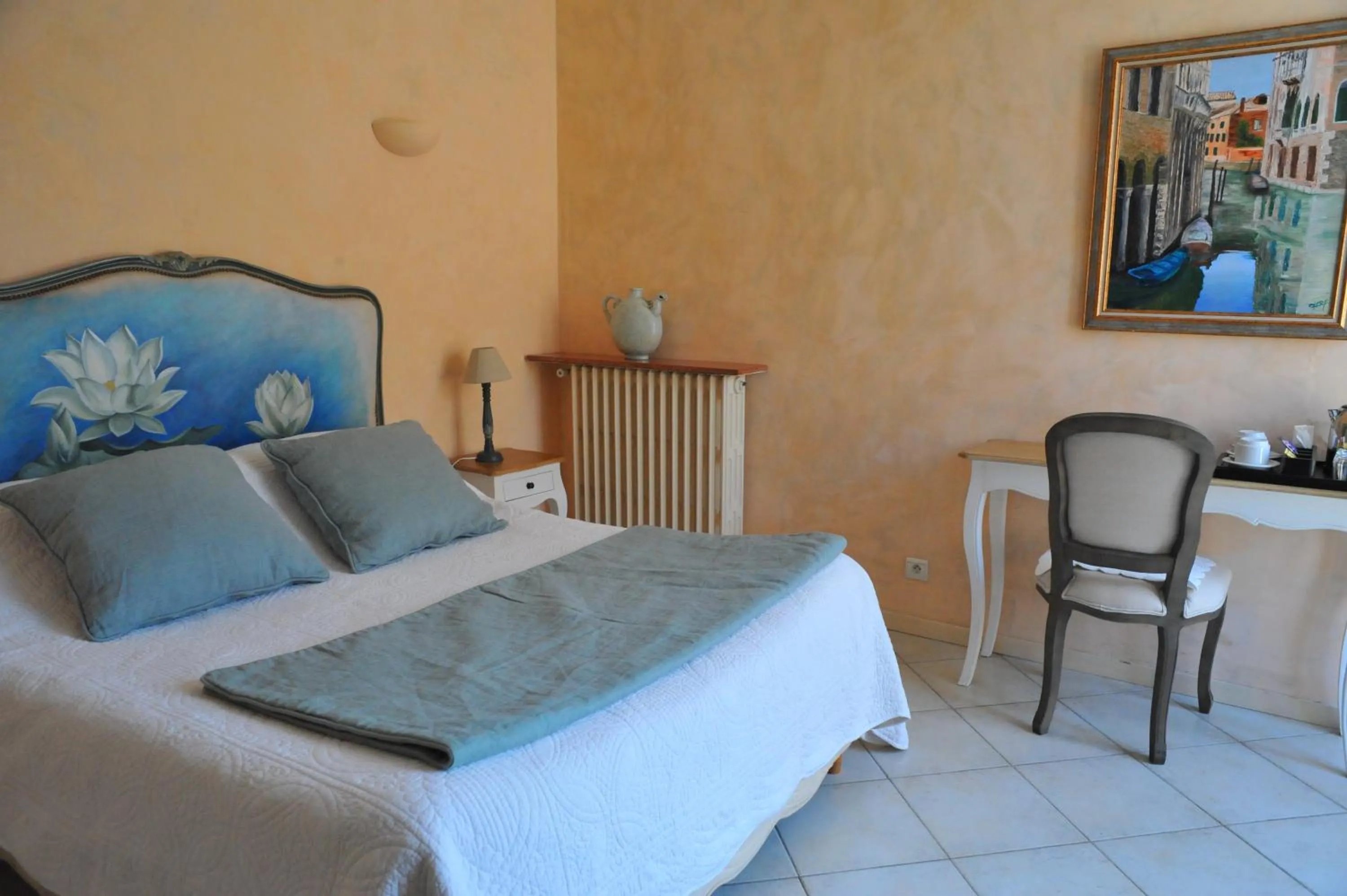 Bed in Villa Valflor chambres d'hôtes et appartements