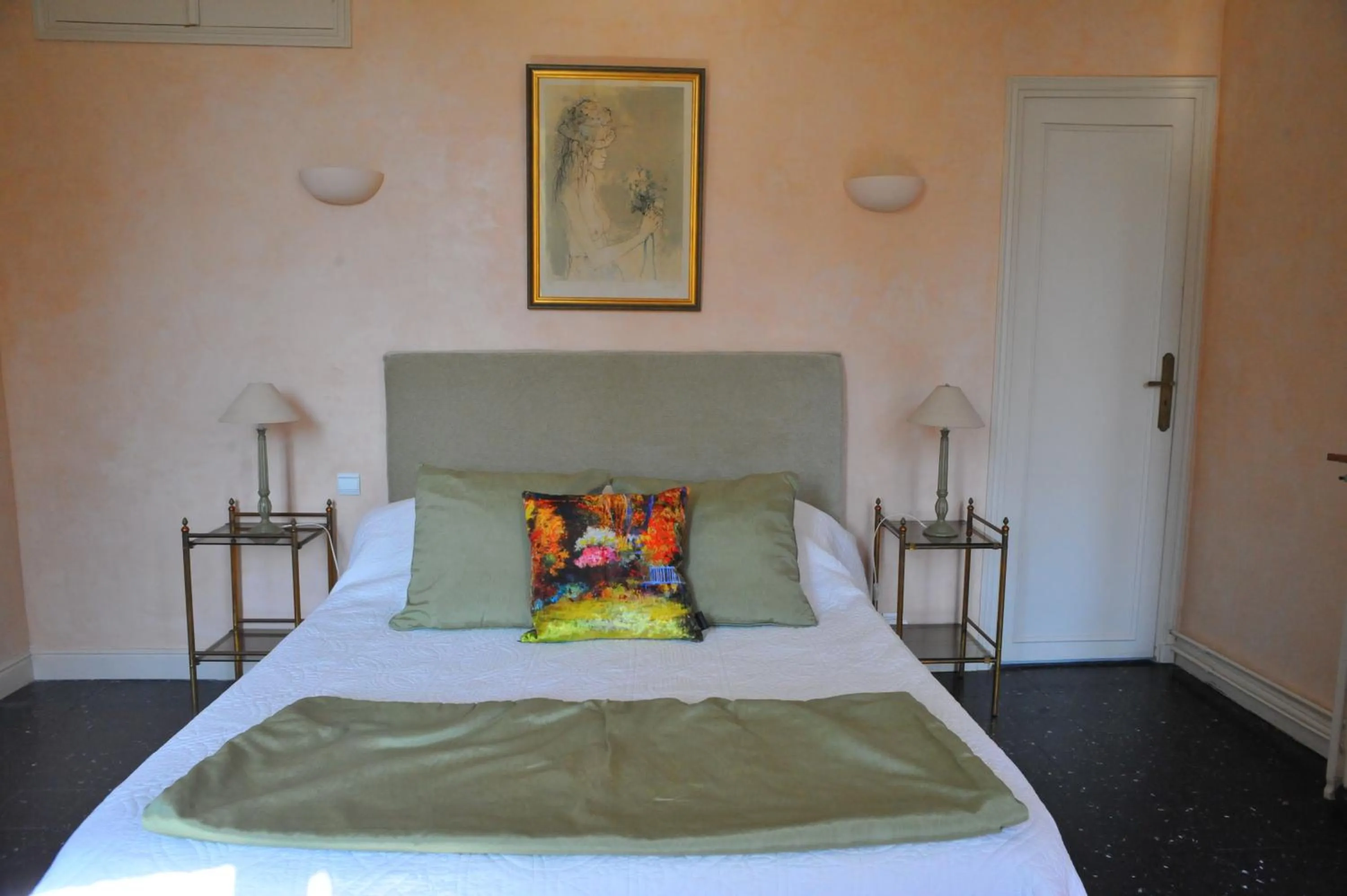 Bed in Villa Valflor chambres d'hôtes et appartements