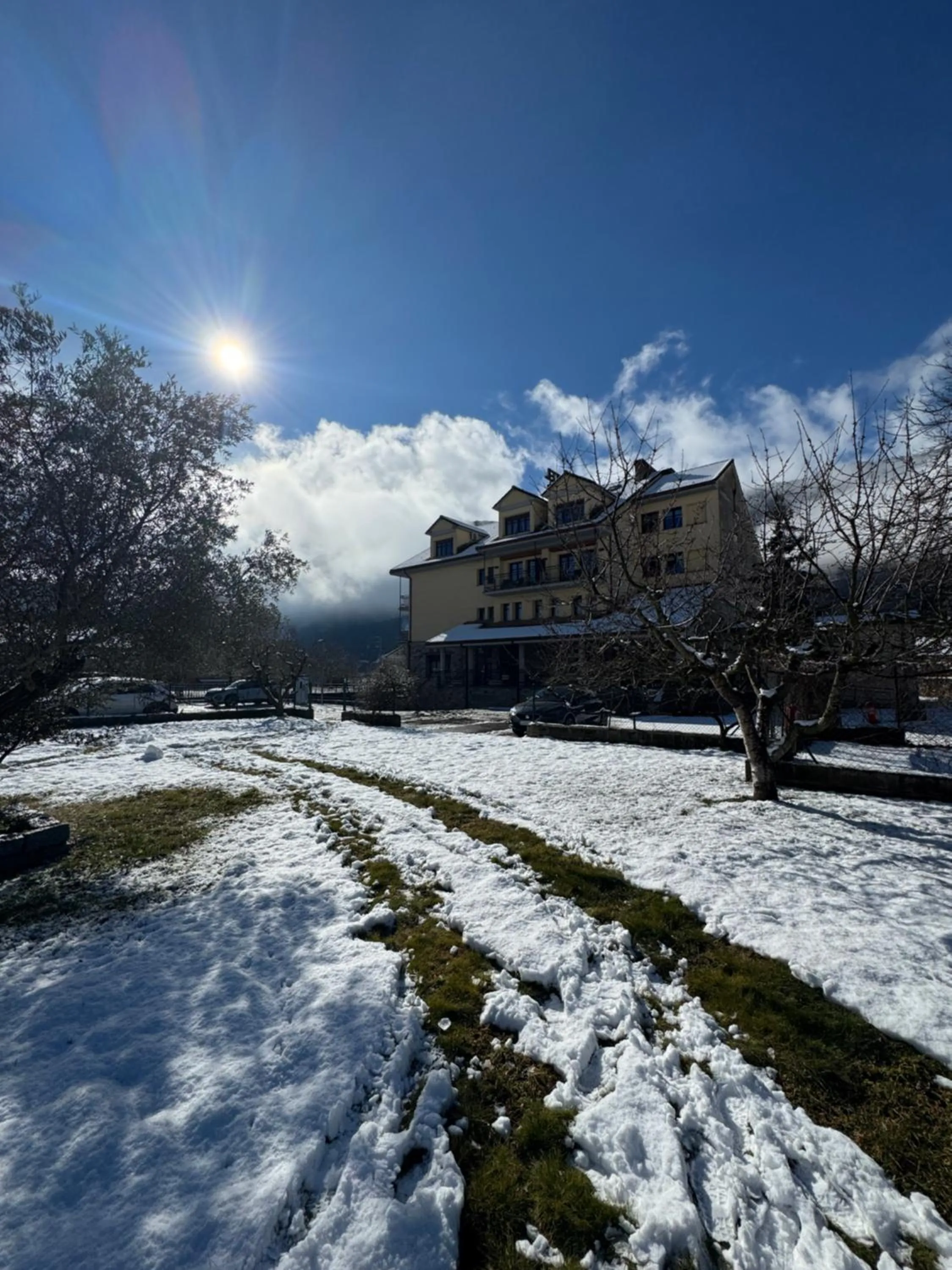 Property building in Hotel Cotiella