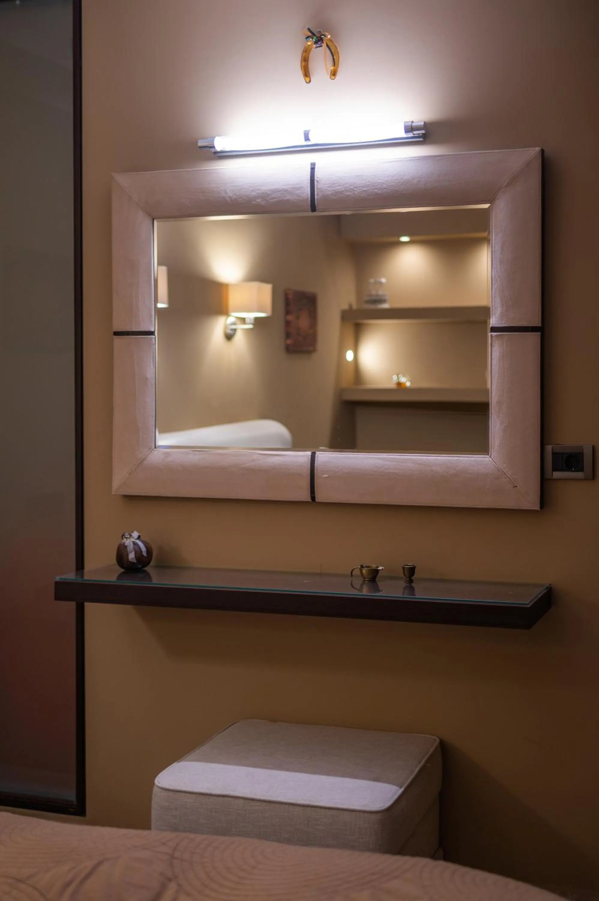 Photo of the whole room, Bed in Vathyskia Guesthouse