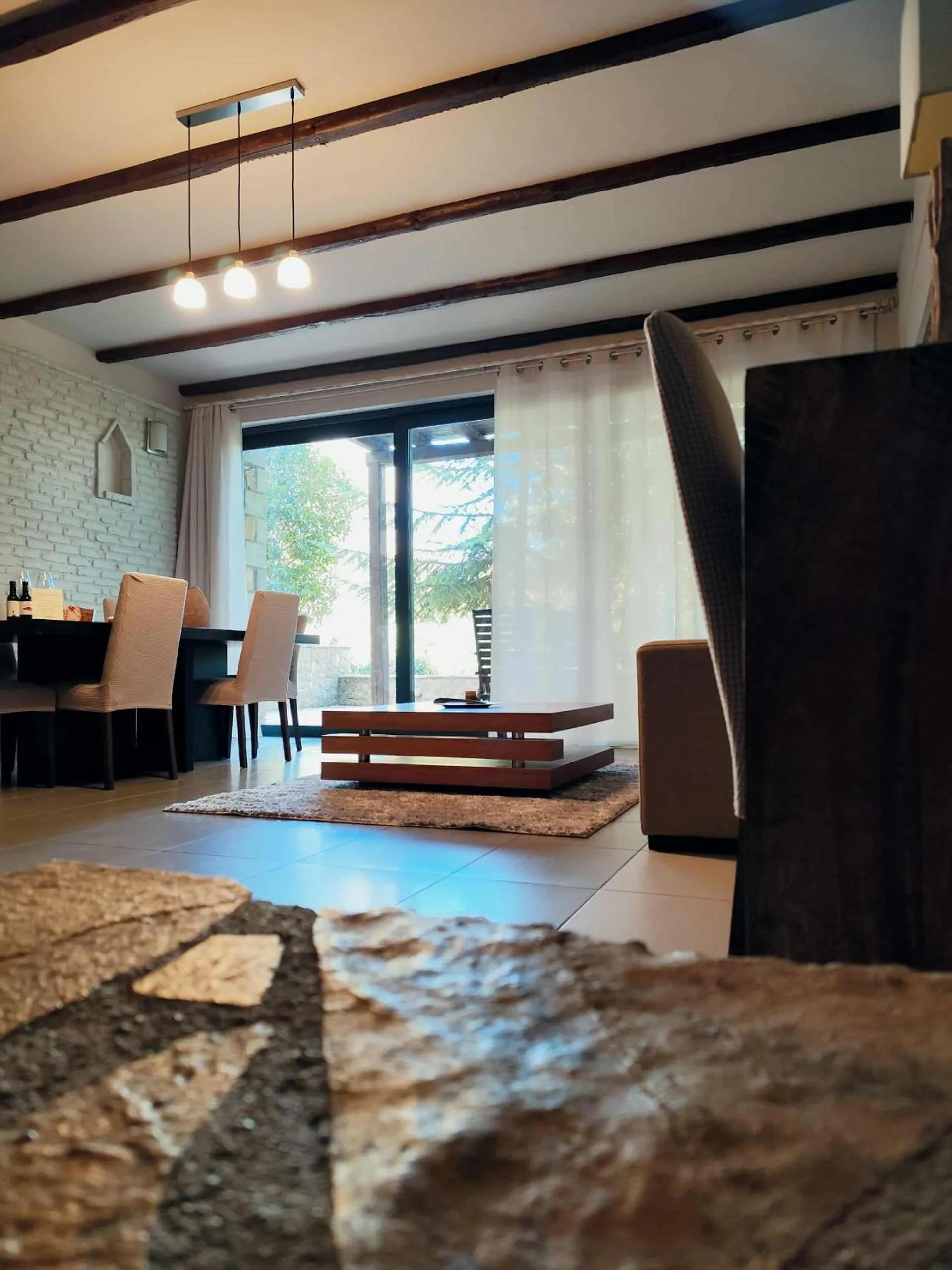 Living room in Vathyskia Guesthouse