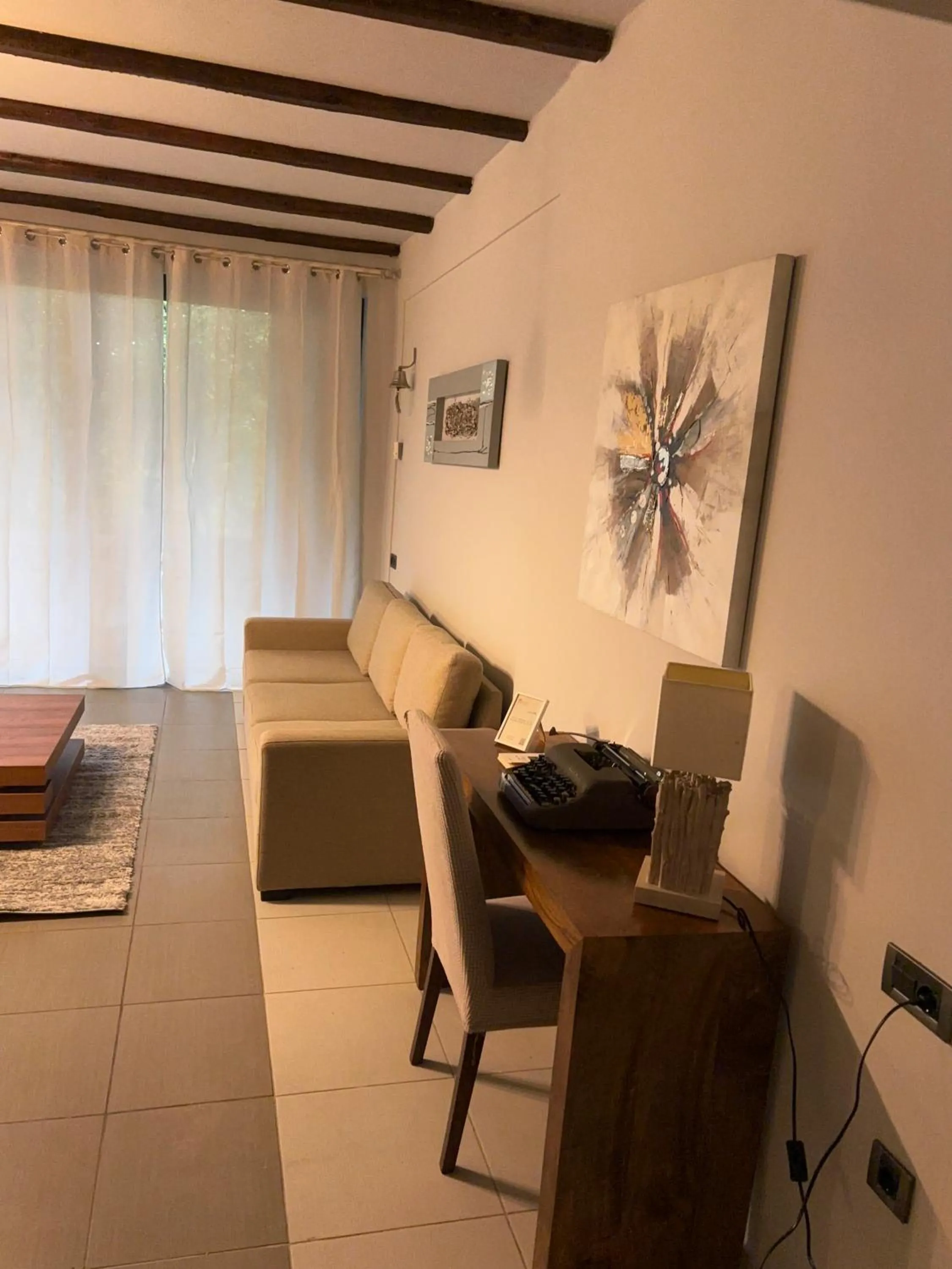 Living room in Vathyskia Guesthouse