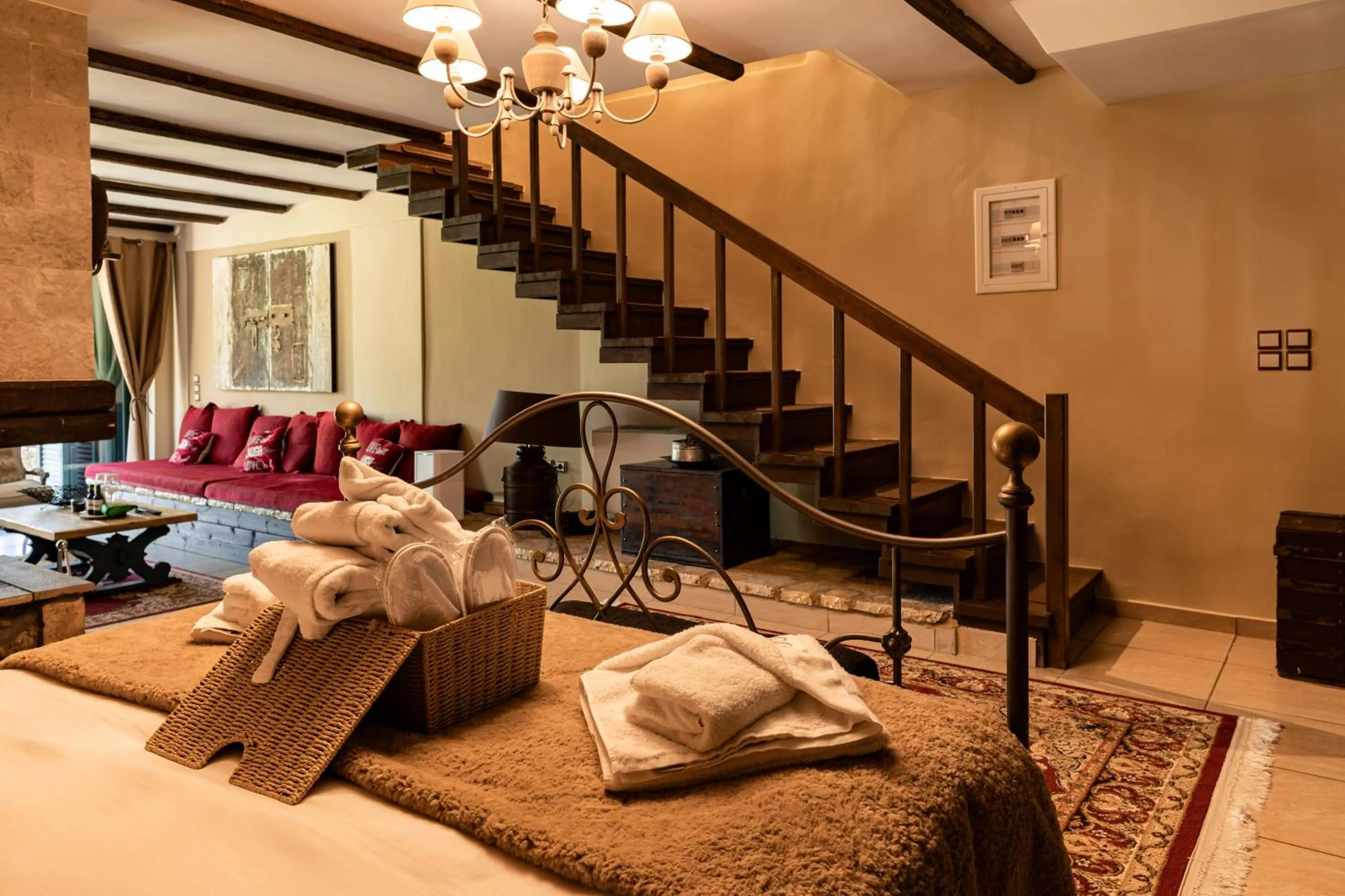 Photo of the whole room, Bed in Vathyskia Guesthouse