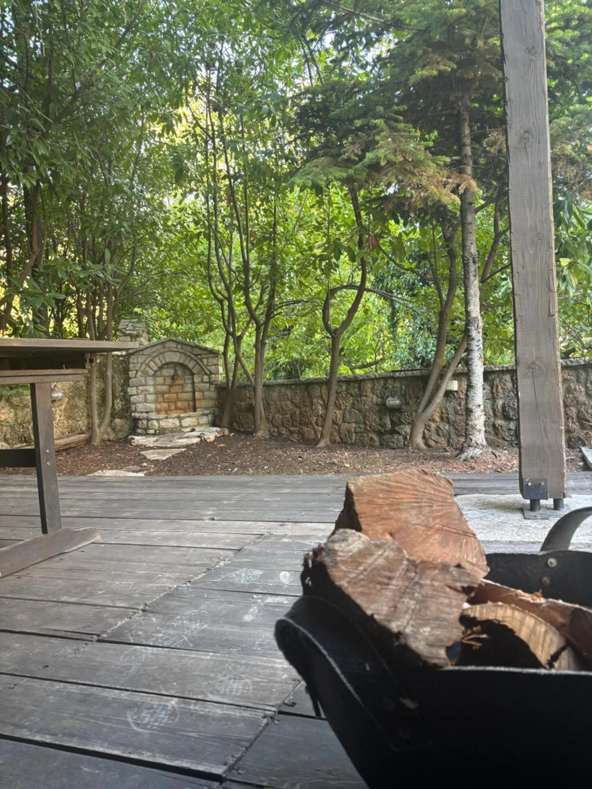 Natural landscape in Vathyskia Guesthouse