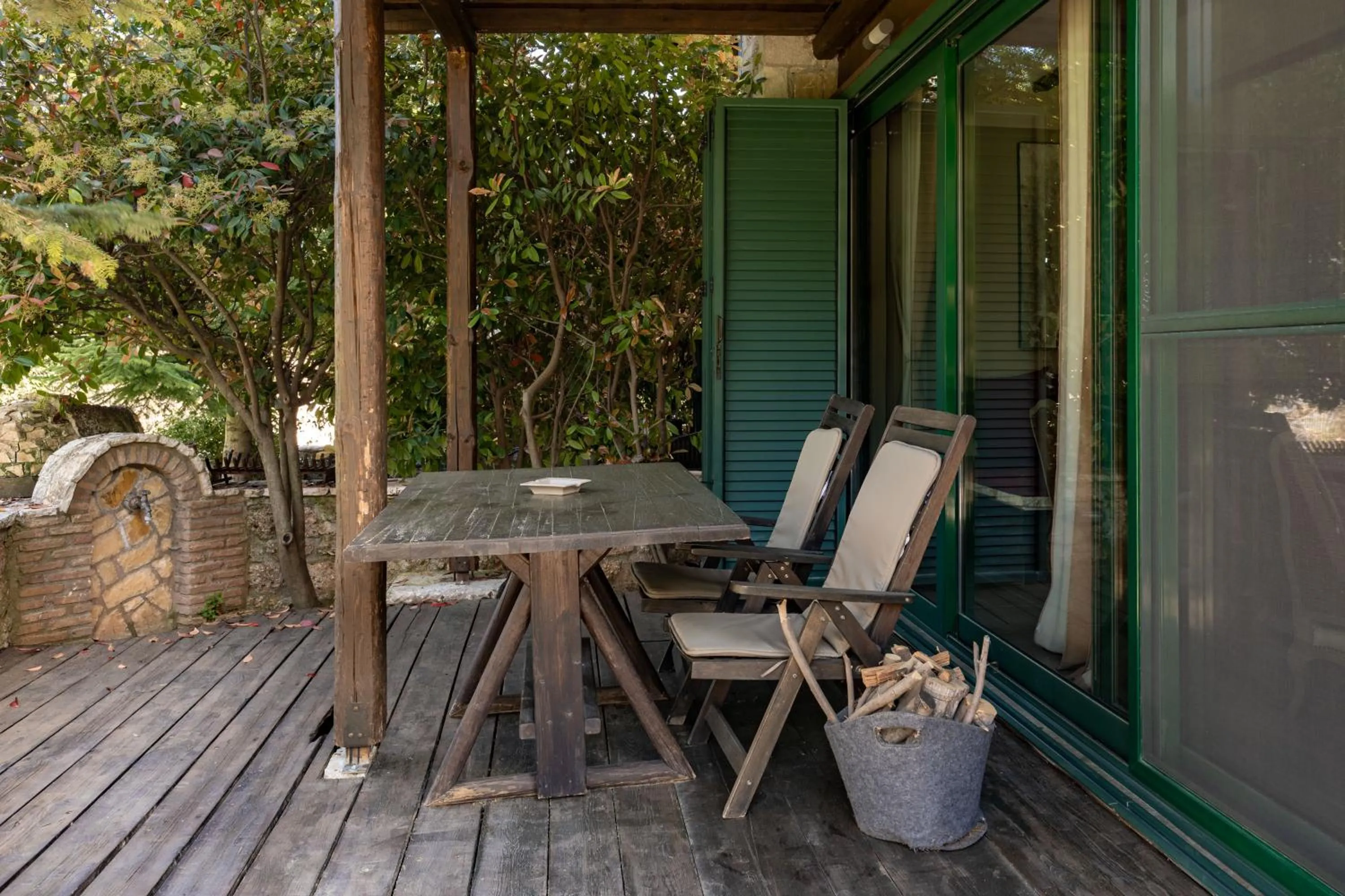 Patio in Vathyskia Guesthouse