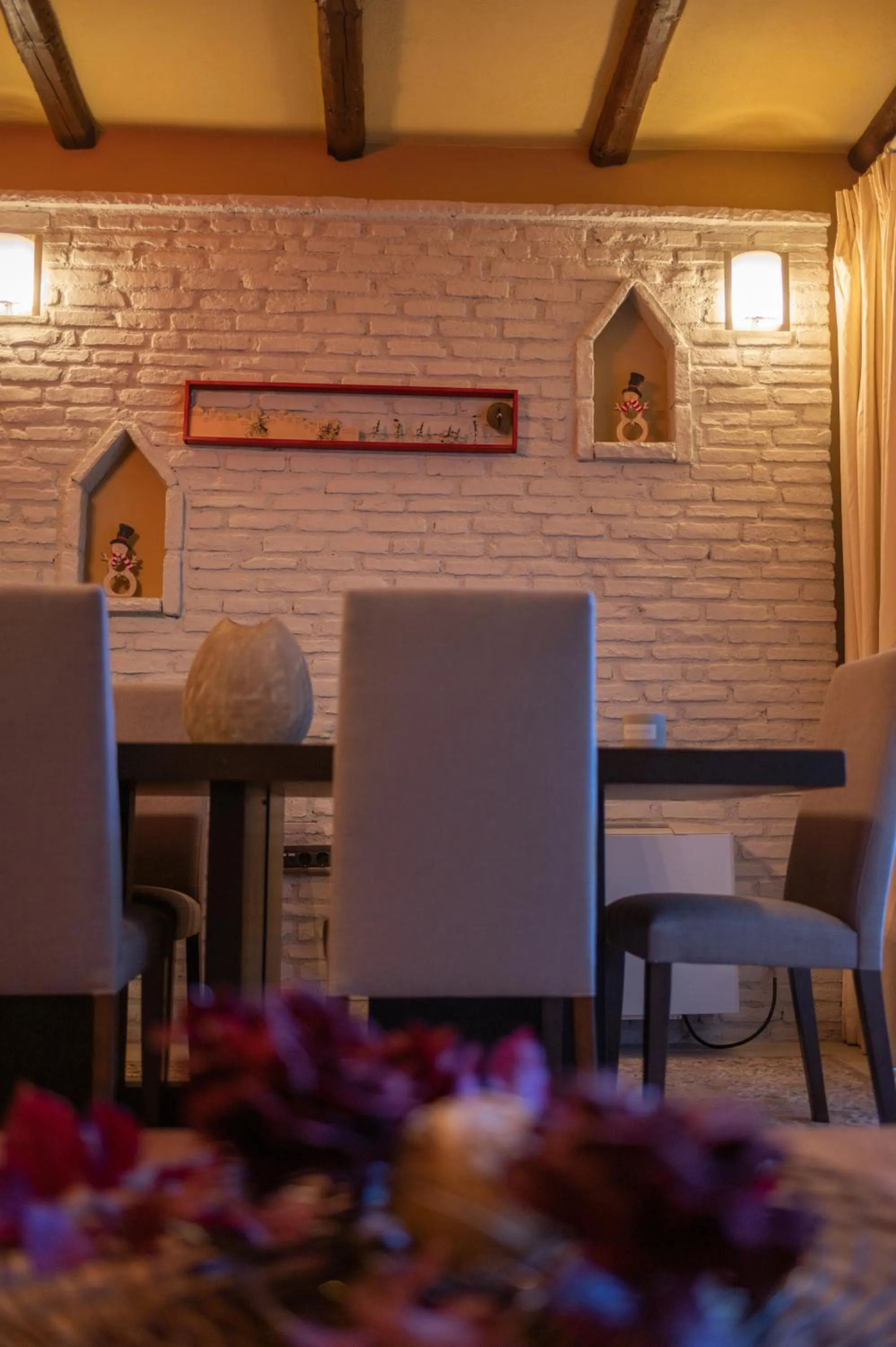 Living room in Vathyskia Guesthouse